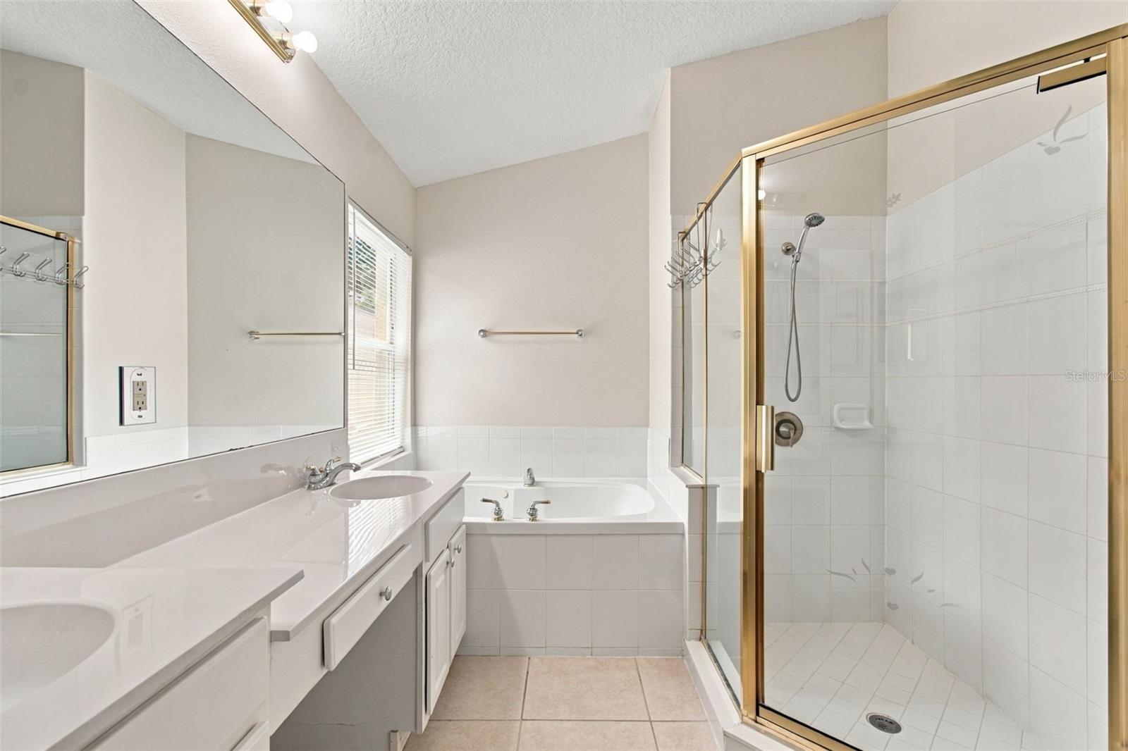 16207 ASHLEY PARK PL — photo 52