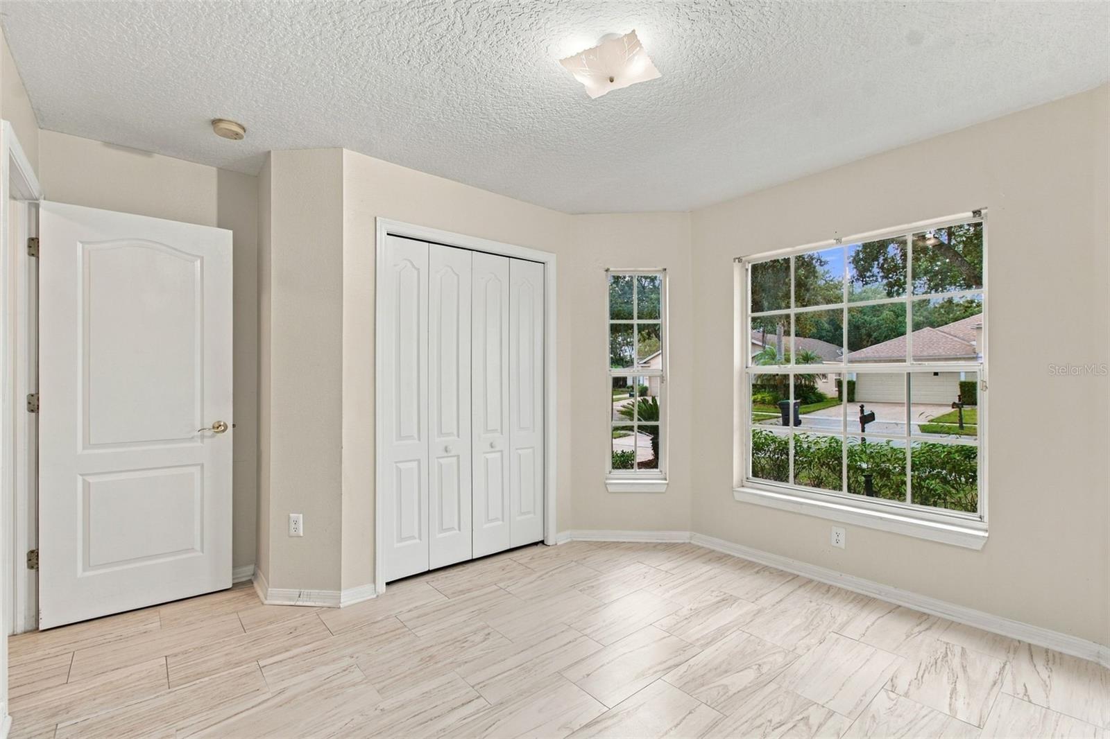 16207 ASHLEY PARK PL — photo 11