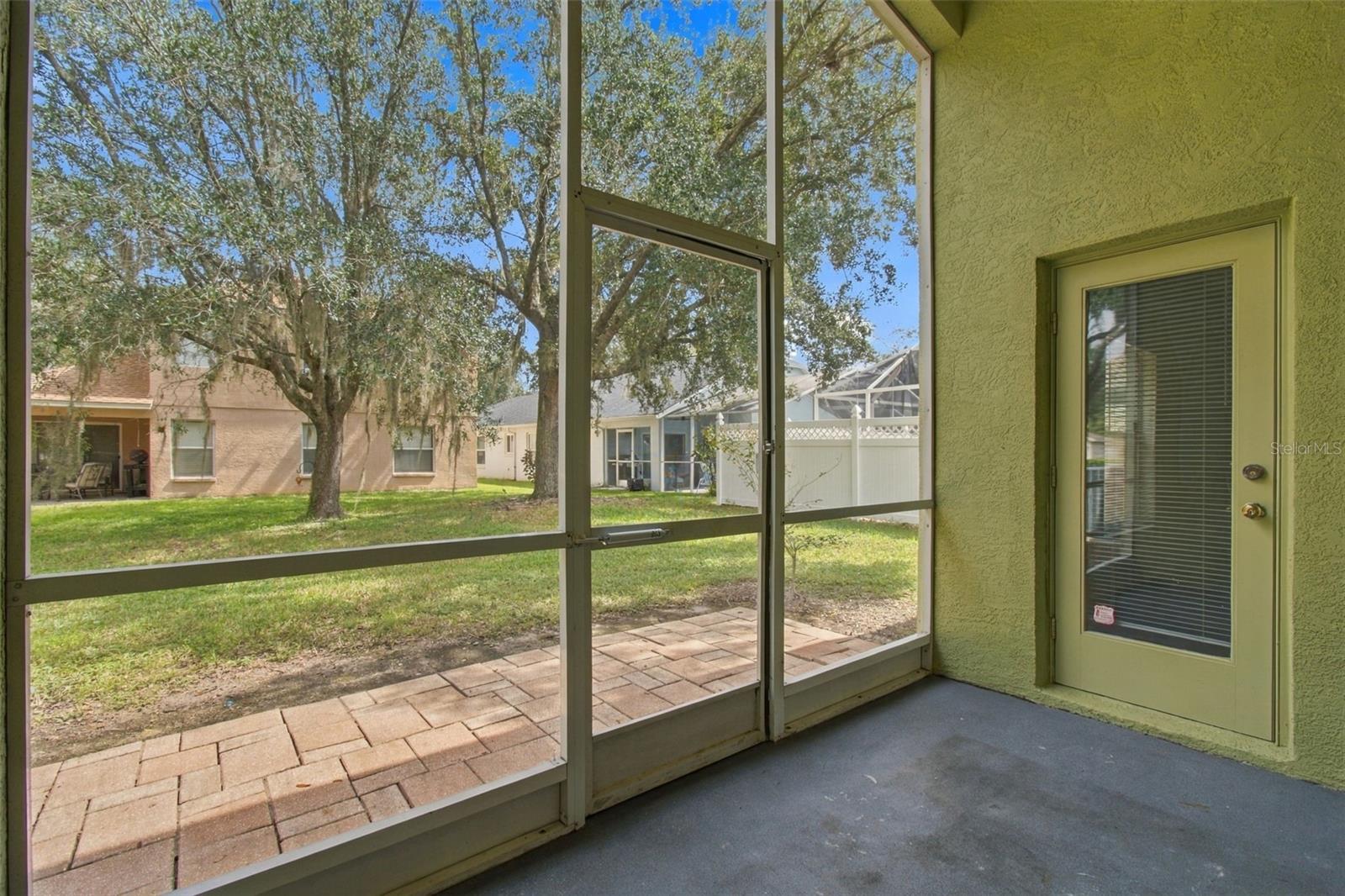 16207 ASHLEY PARK PL — photo 59
