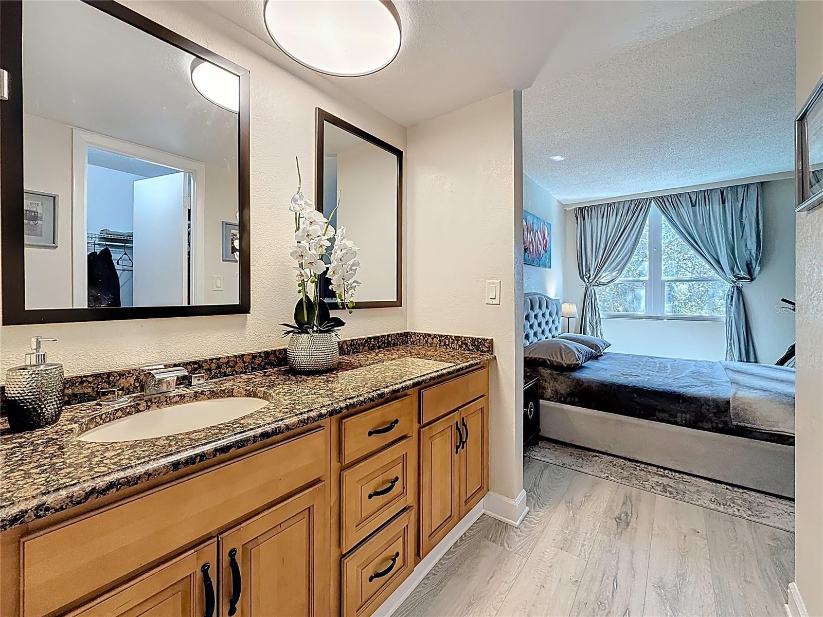 2615 COVE CAY DR #404 — photo 19