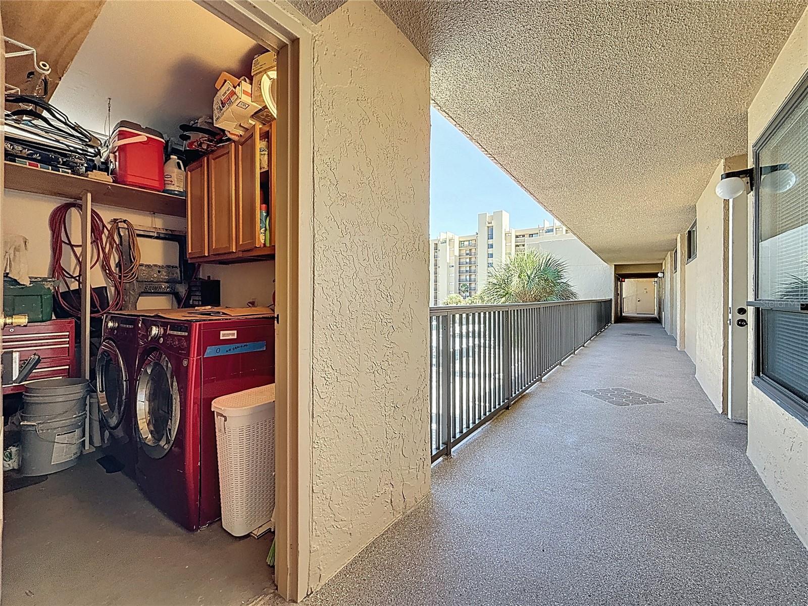 2615 COVE CAY DR #404 — photo 25