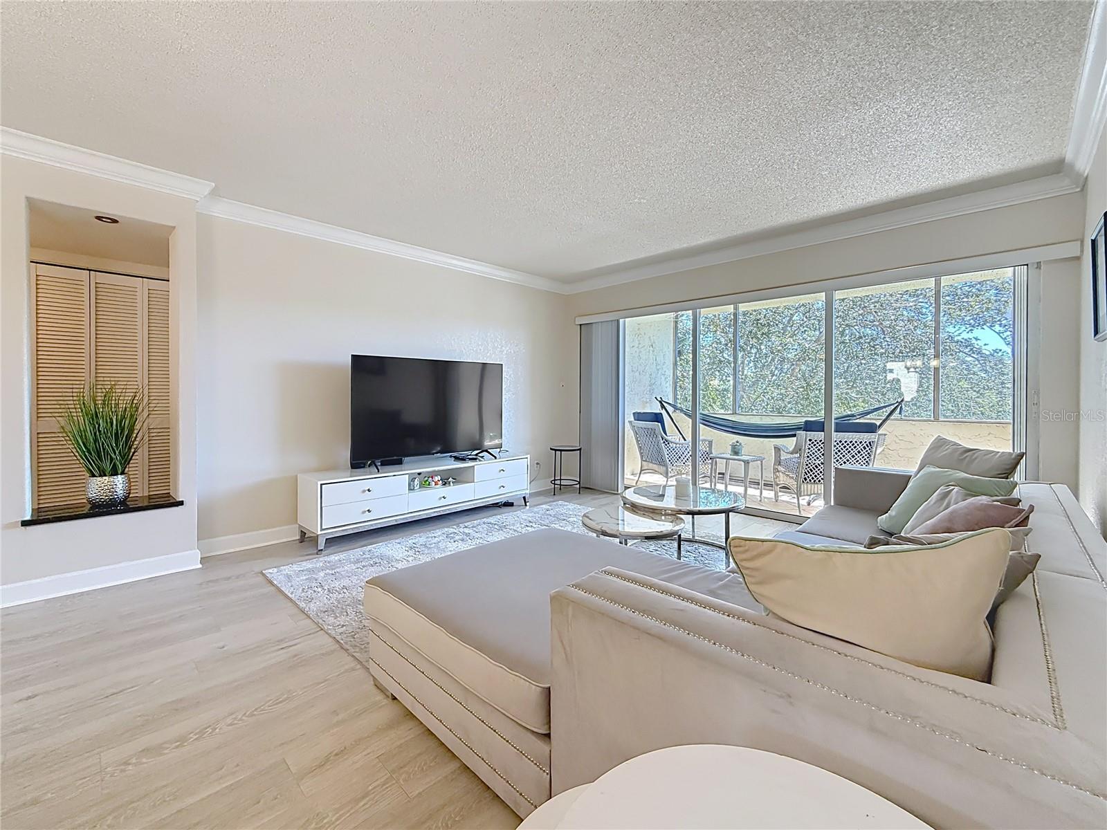 2615 COVE CAY DR #404 — photo 9