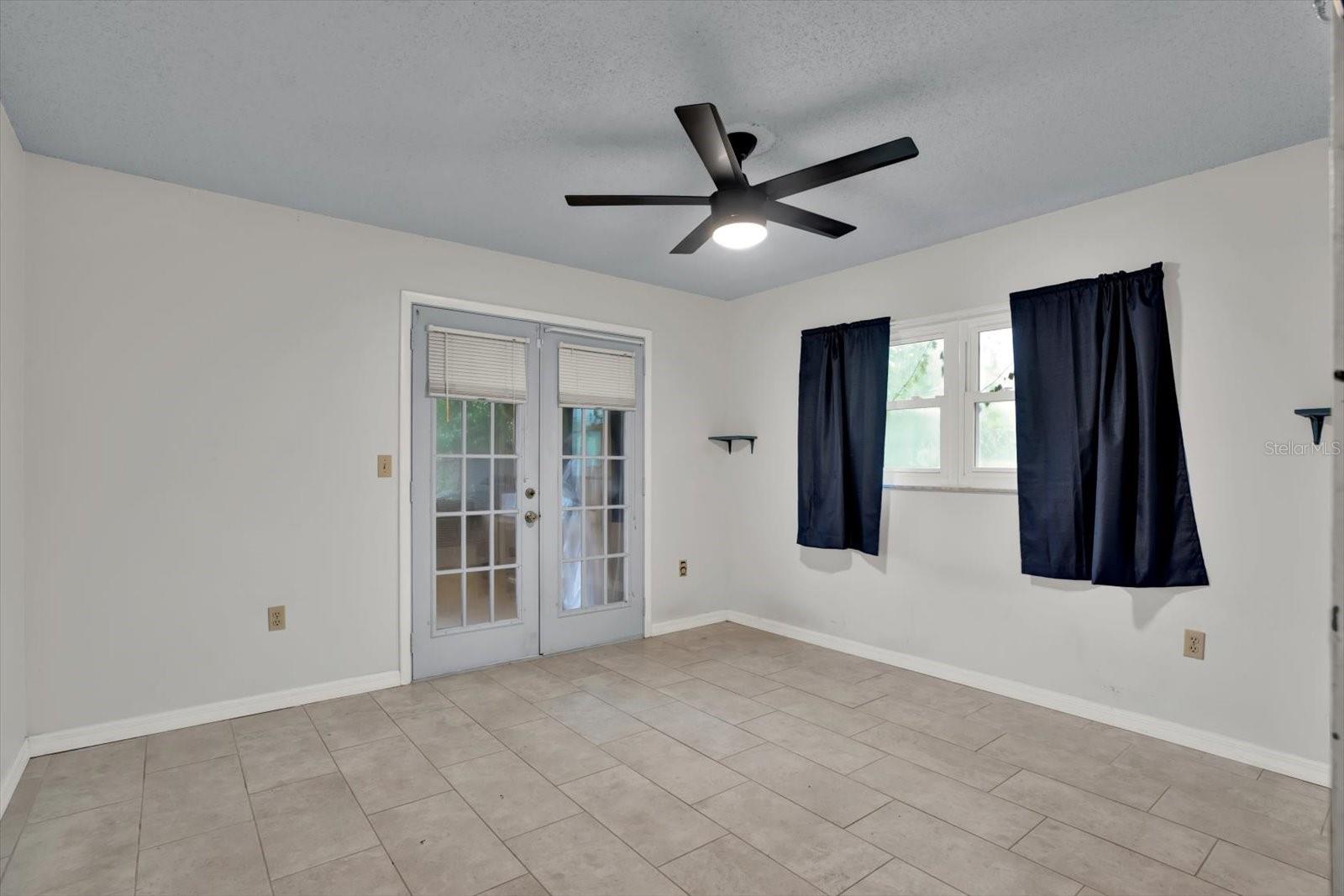 13100 WESTERN CIR — photo 24