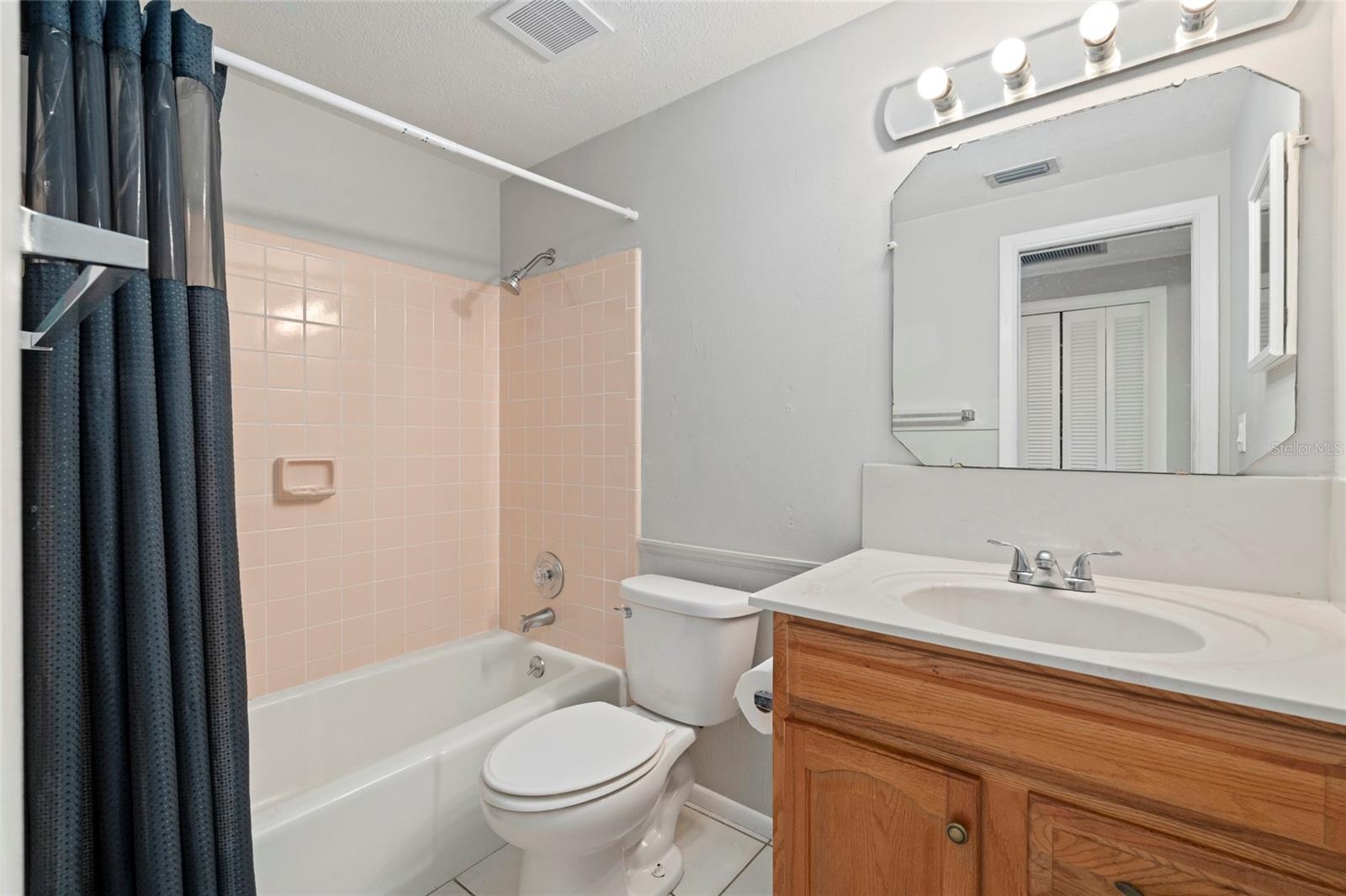 517 PEACH STREET — photo 15