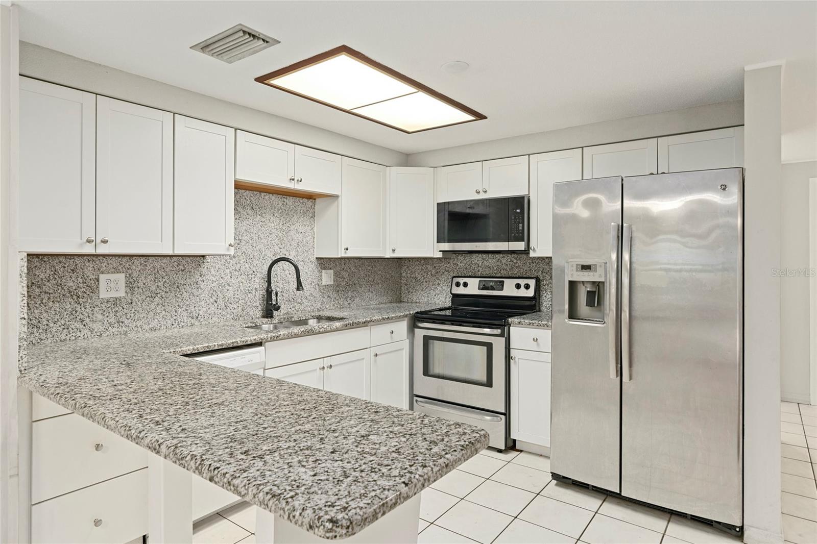 517 PEACH STREET — photo 12