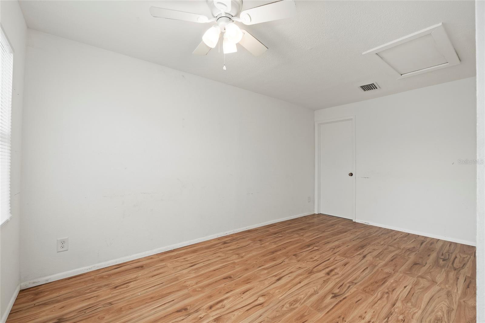 517 PEACH STREET — photo 16