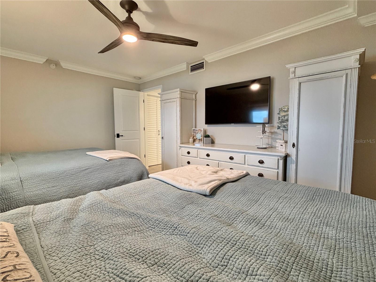 1250 GULF BLVD #1003 — photo 31