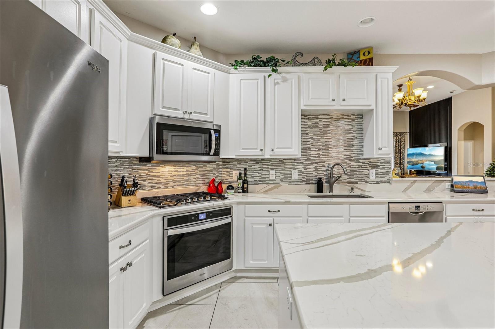 27443 MISTFLOWER DR — photo 16