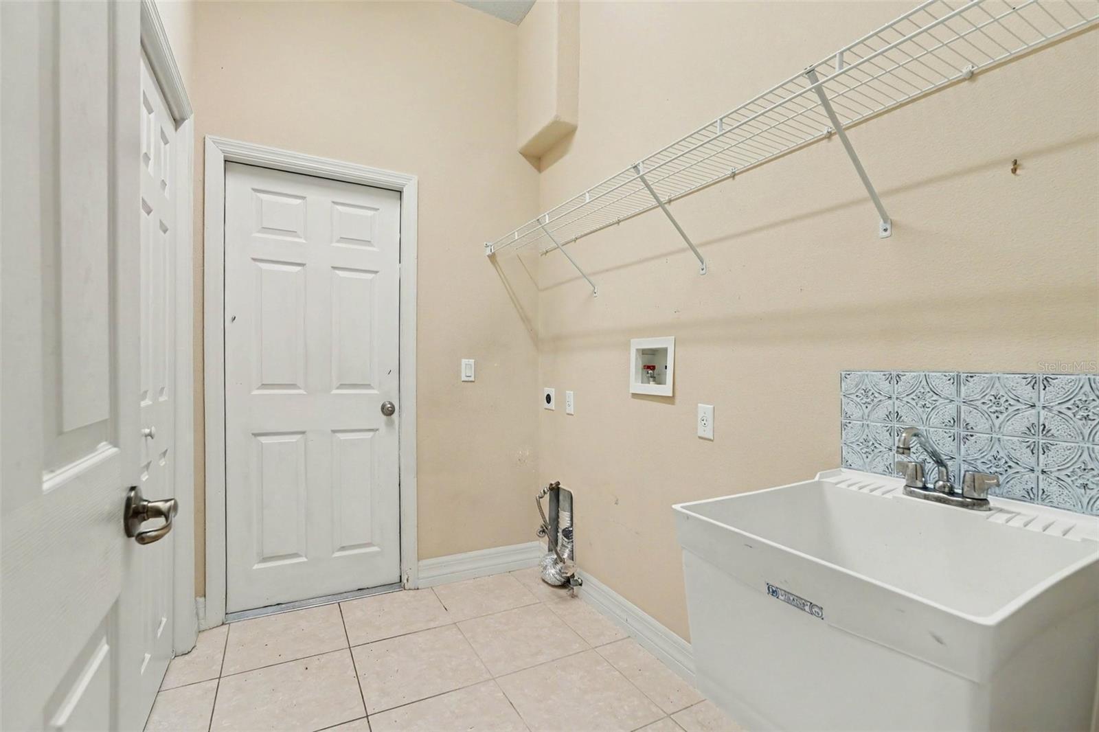 34303 SAHALEE LOOP — photo 35