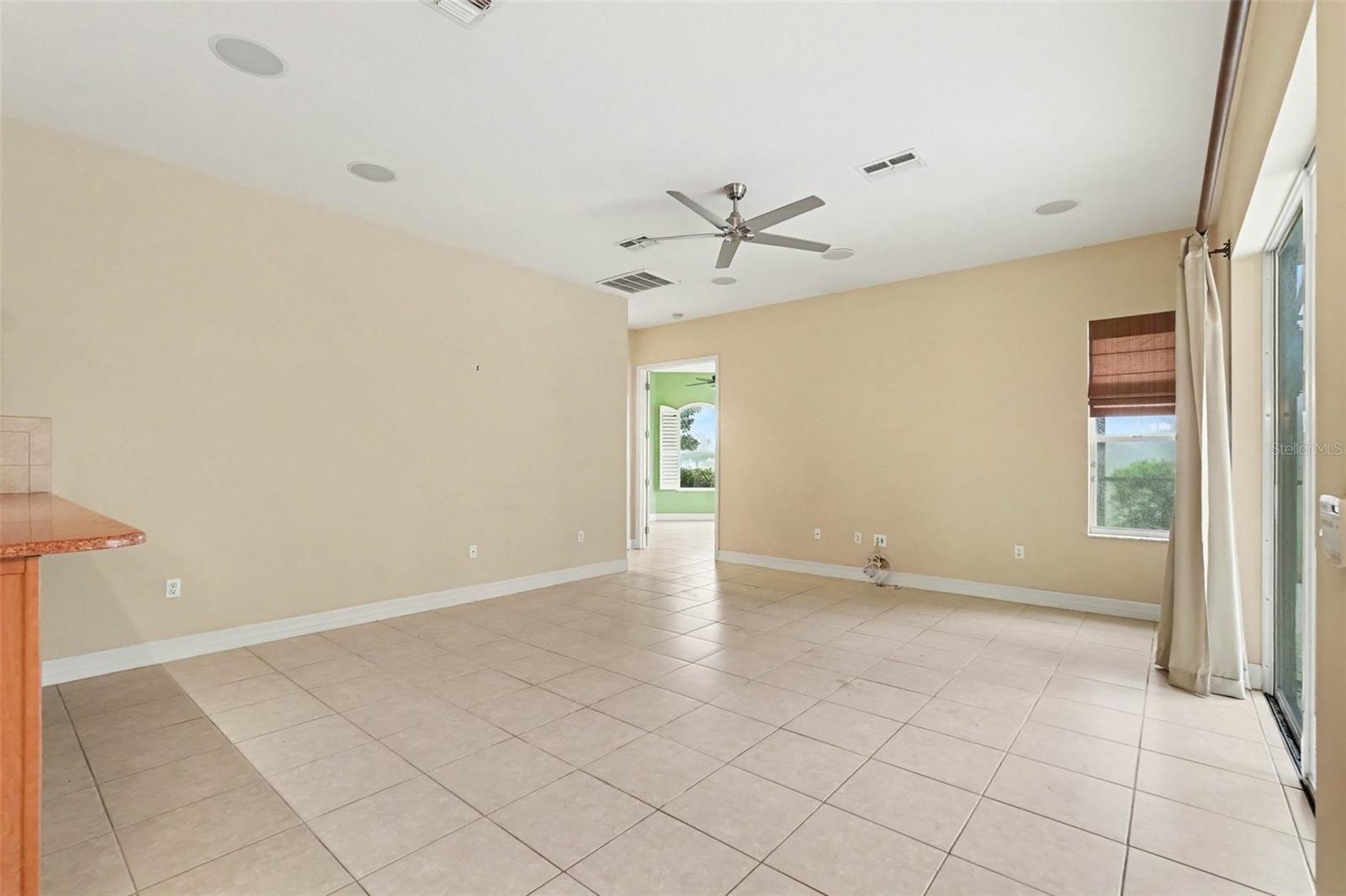 34303 SAHALEE LOOP — photo 18