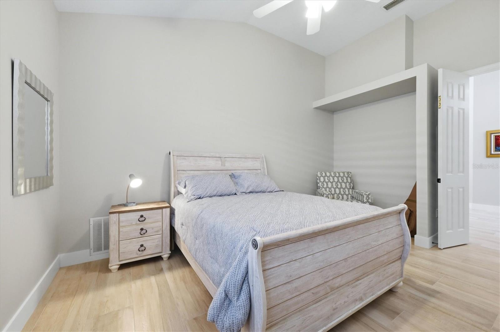 6514 OAKLAND HILLS DR — photo 21