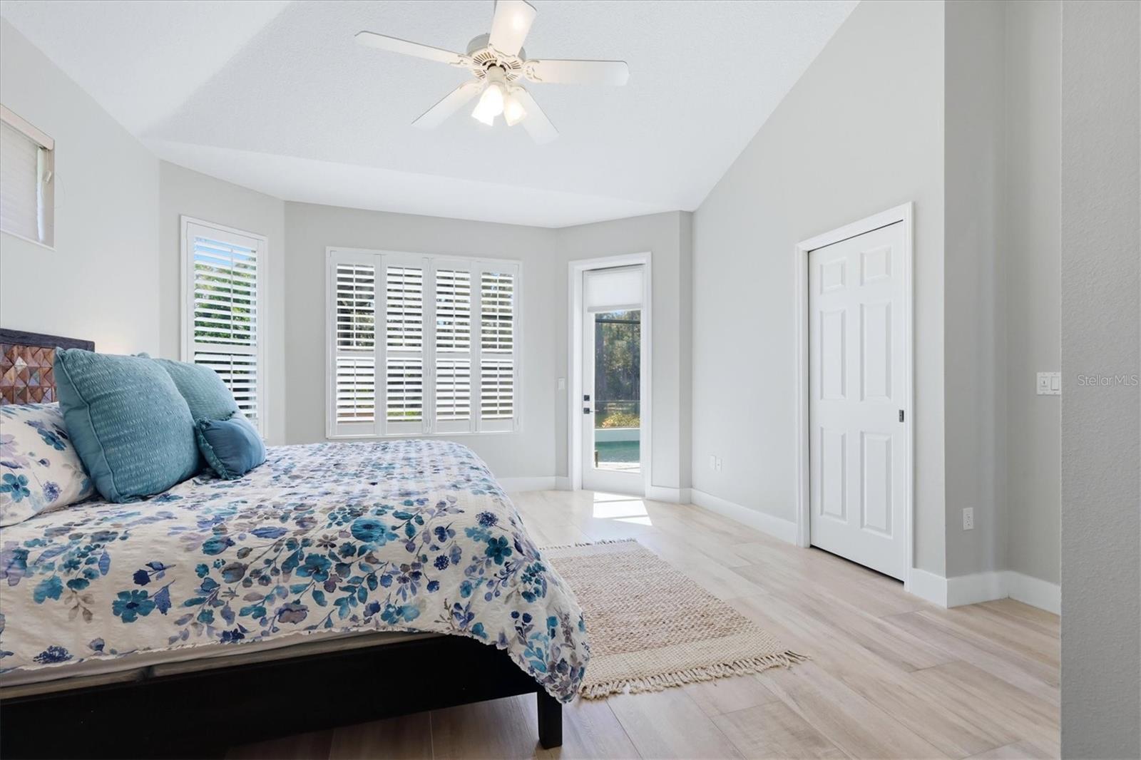 6514 OAKLAND HILLS DR — photo 15