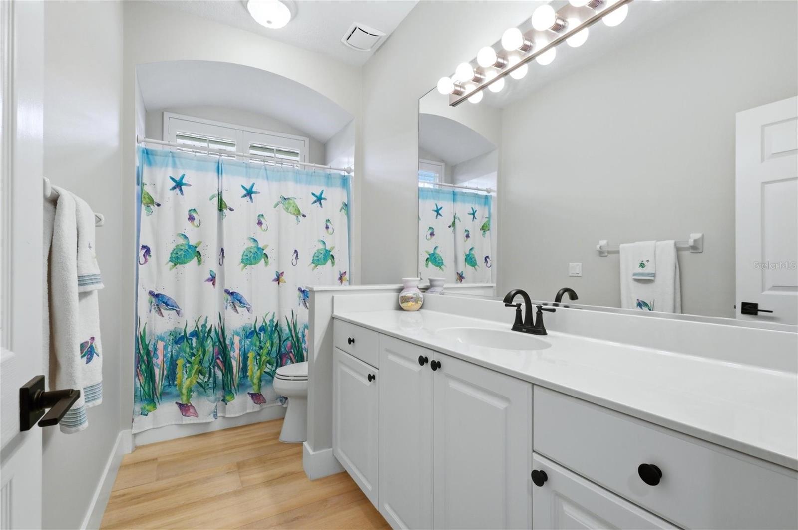 6514 OAKLAND HILLS DR — photo 22