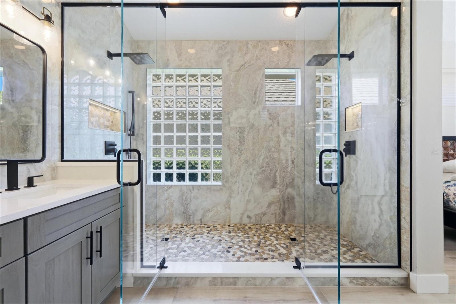 6514 OAKLAND HILLS DR — photo 18