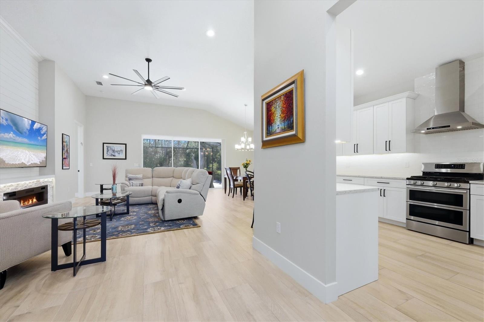 6514 OAKLAND HILLS DR — photo 5