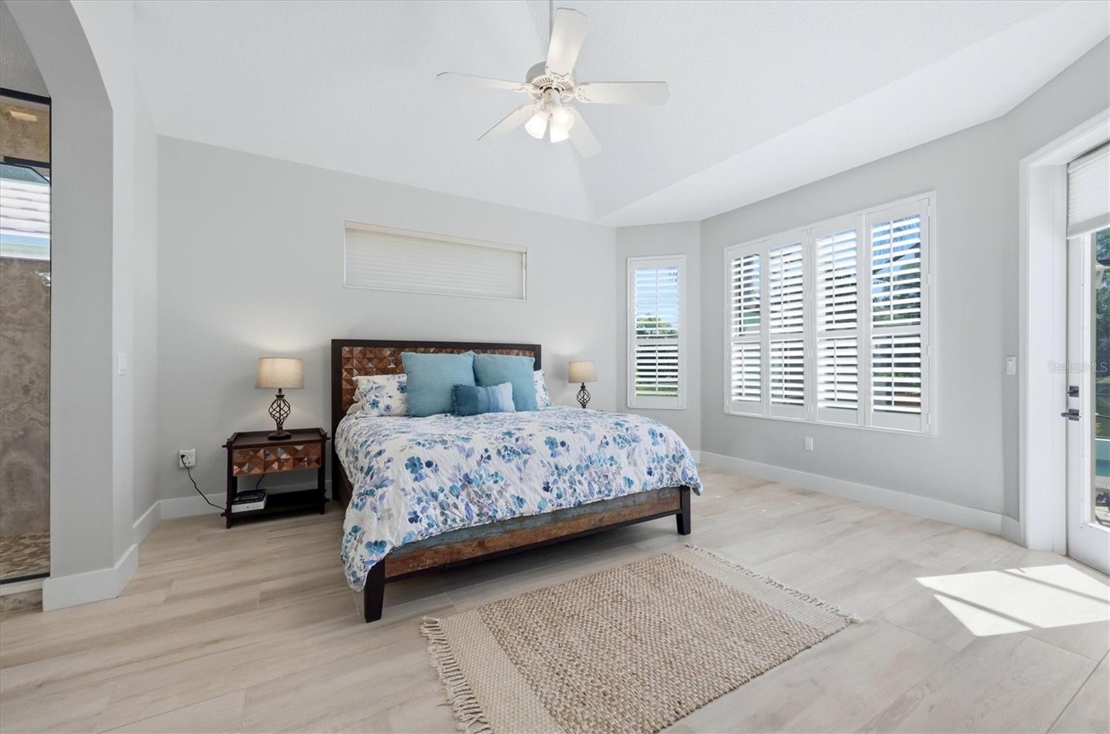 6514 OAKLAND HILLS DR — photo 14