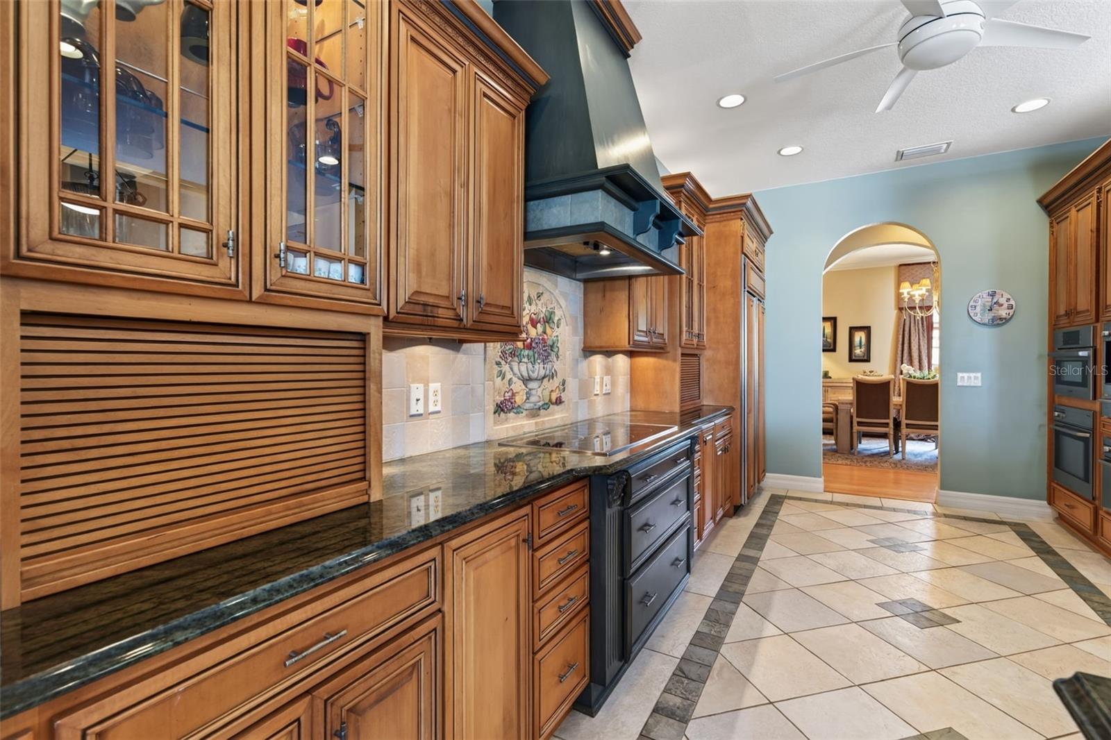 316 W BAY DR — photo 34