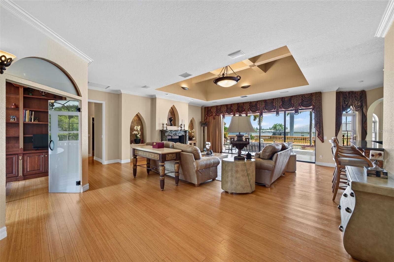 316 W BAY DR — photo 14