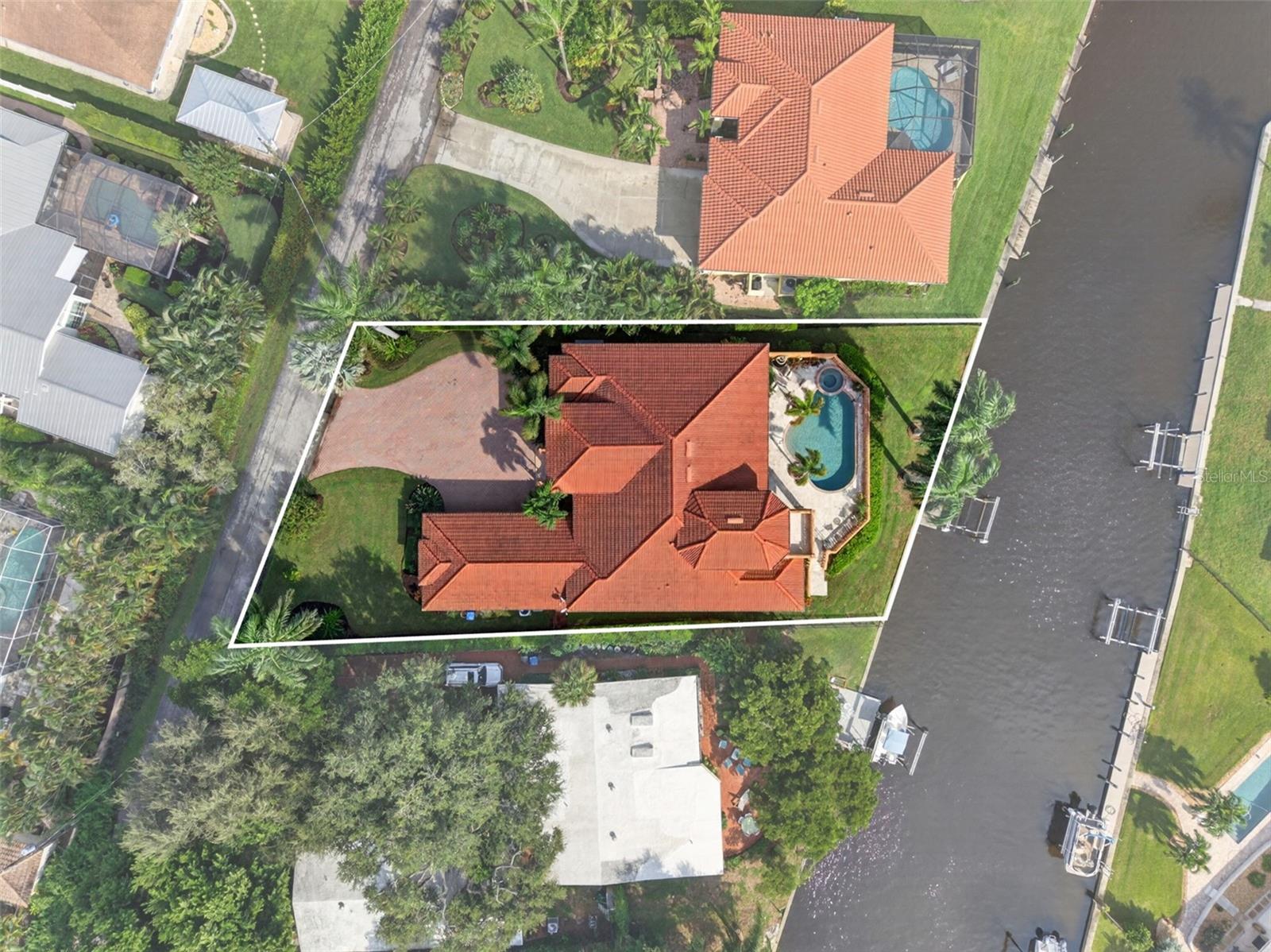 316 W BAY DR — photo 96