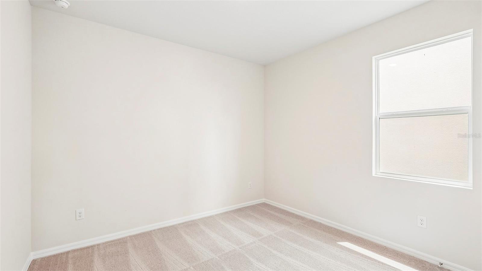 2040 VANDALIA PL — photo 21