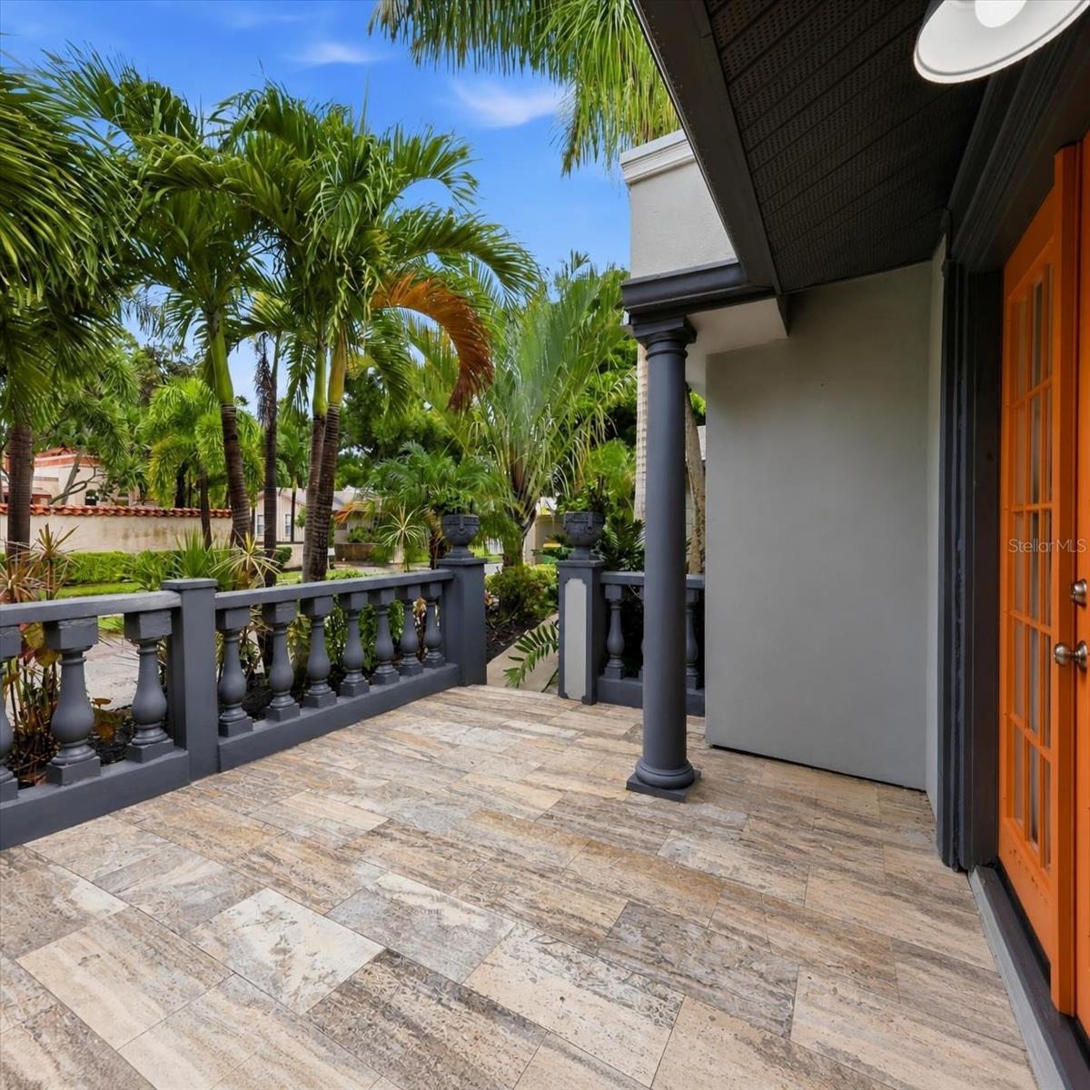 1800 ALTA VISTA ST — photo 13
