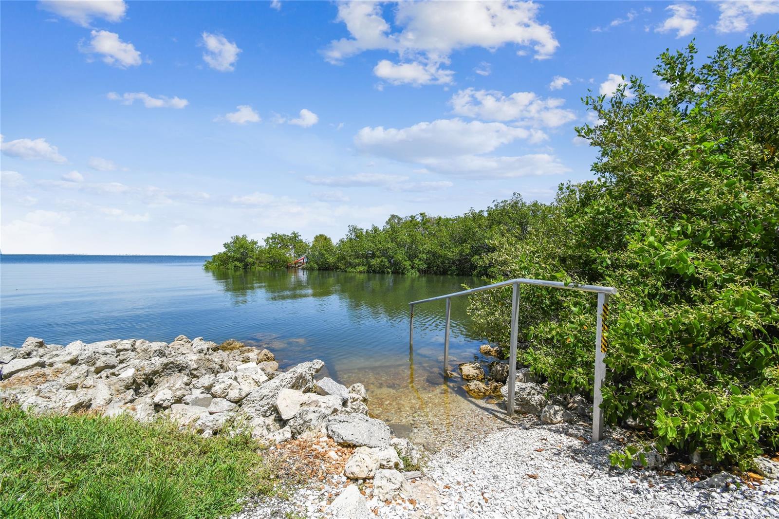 5000 CULBREATH KEY WAY #1-313 — photo 42