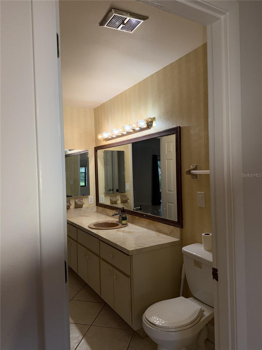635 LEGER DR — photo 8