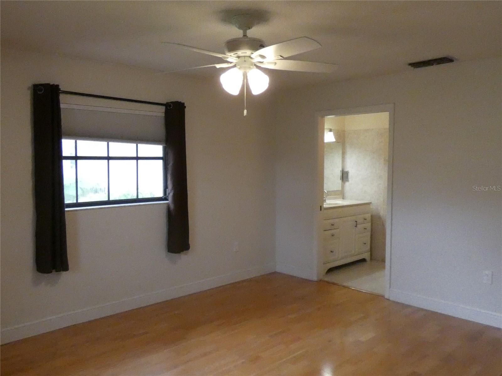 635 LEGER DR — photo 10