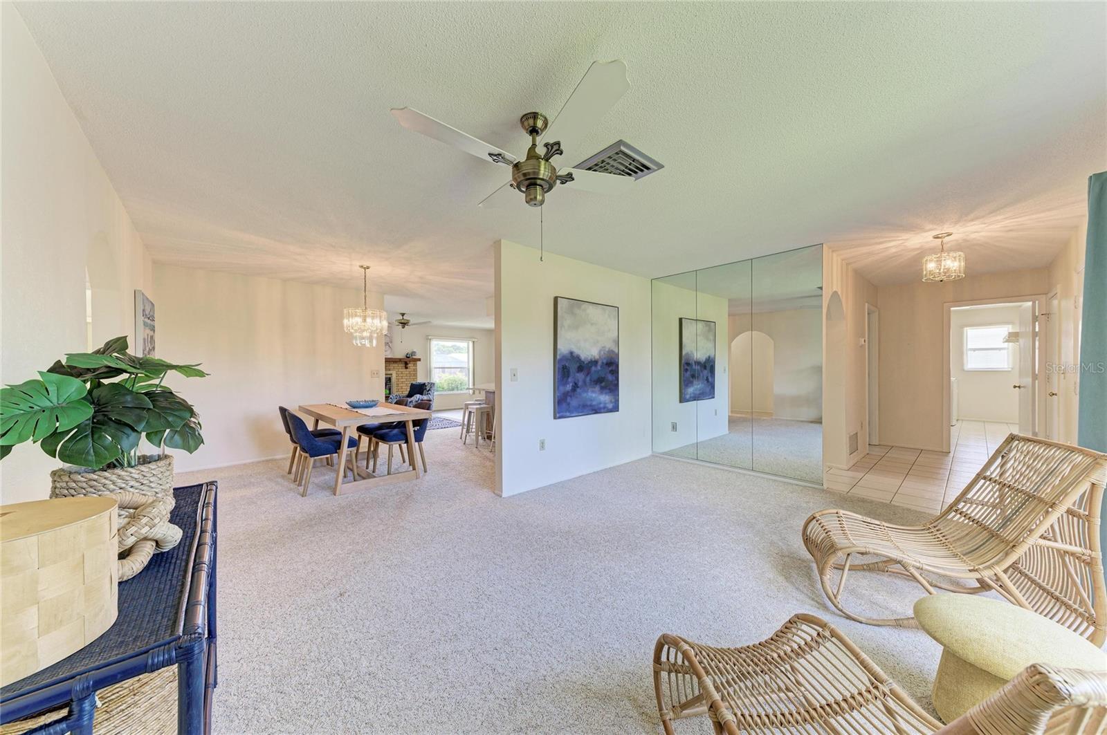 1602 VIKKI CT — photo 18
