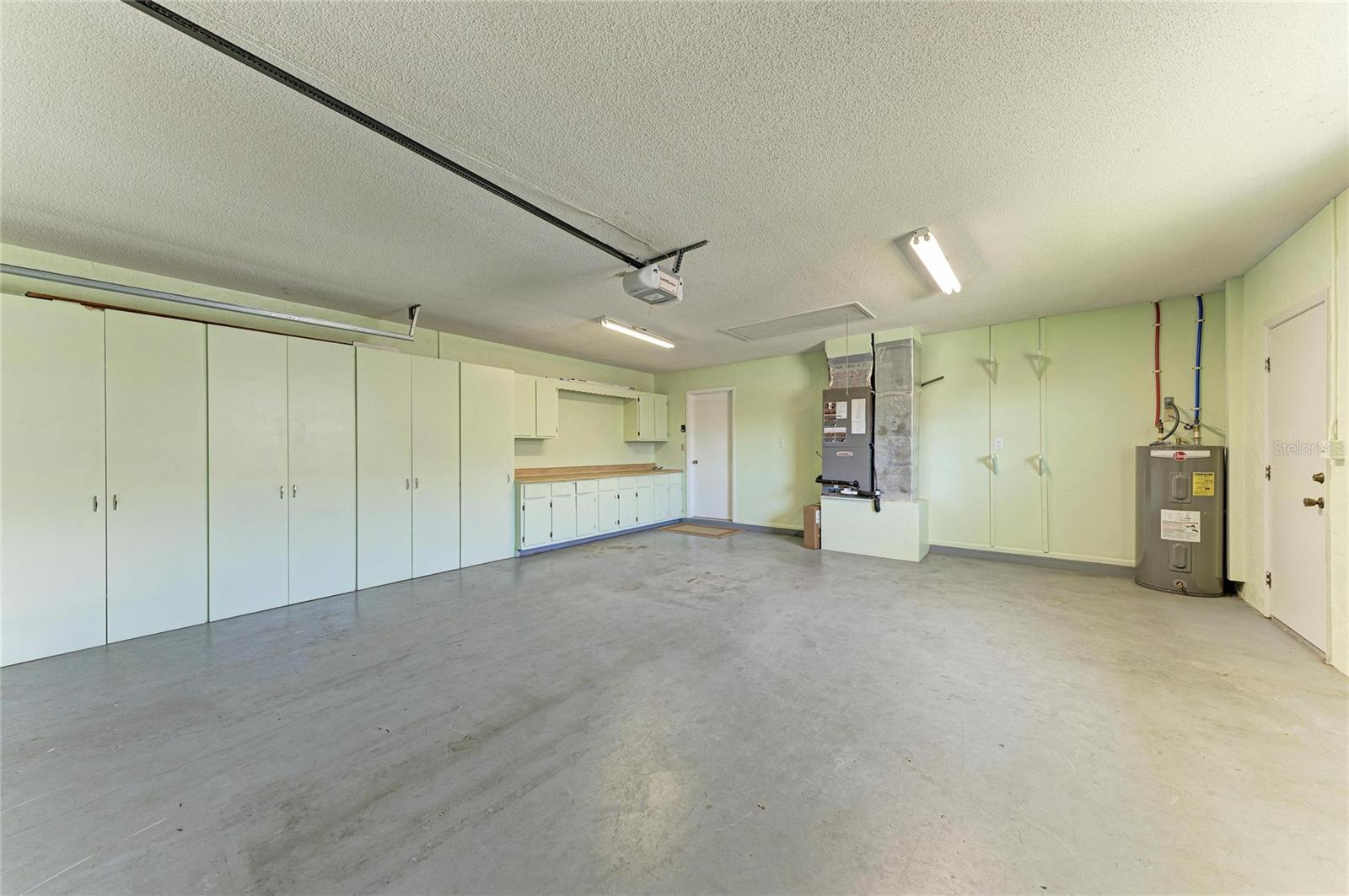 1602 VIKKI CT — photo 27