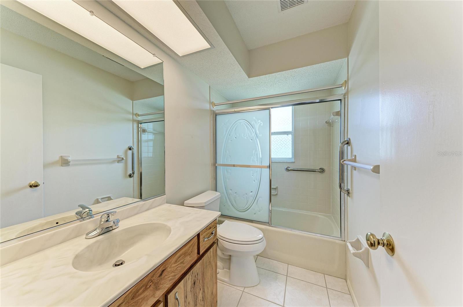 1602 VIKKI CT — photo 24