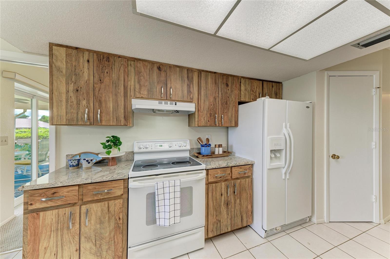 1602 VIKKI CT — photo 7
