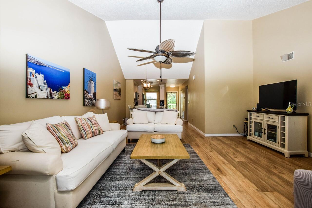 433 CERROMAR LN #541 — photo 6