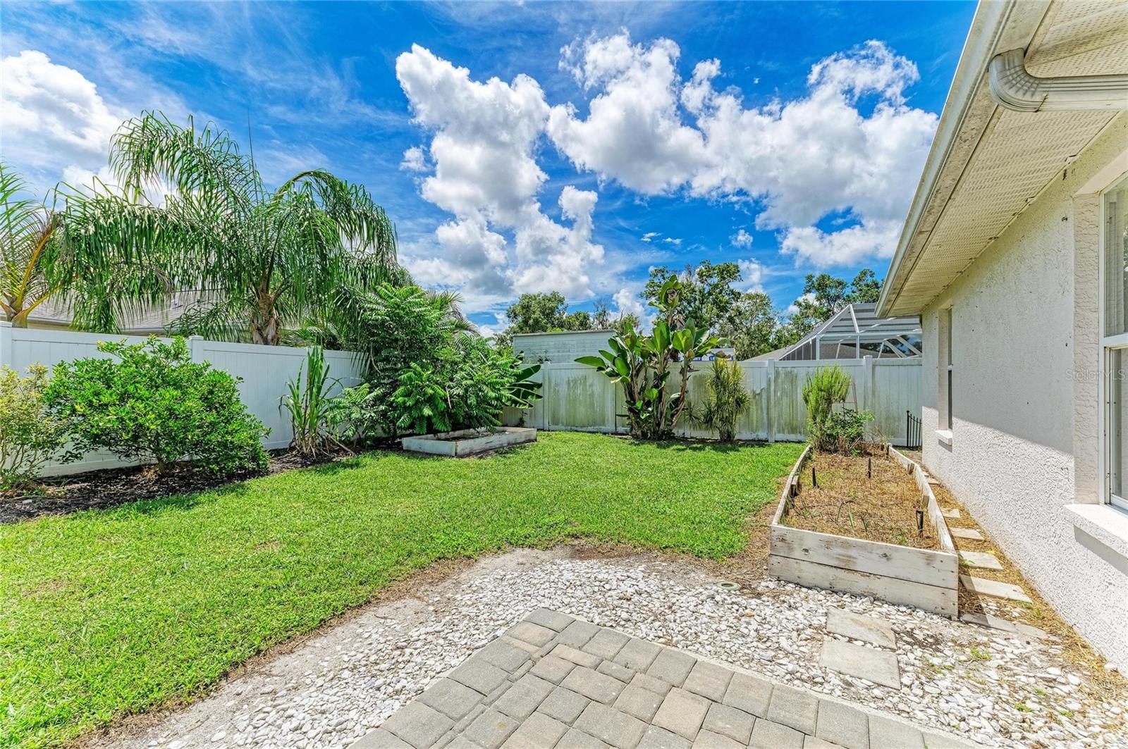 4173 PARRY DR — photo 27