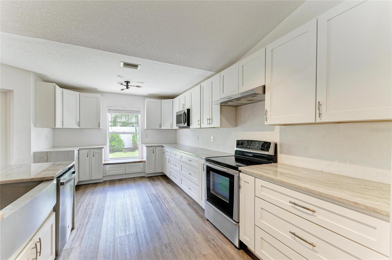 4173 PARRY DR — photo 21
