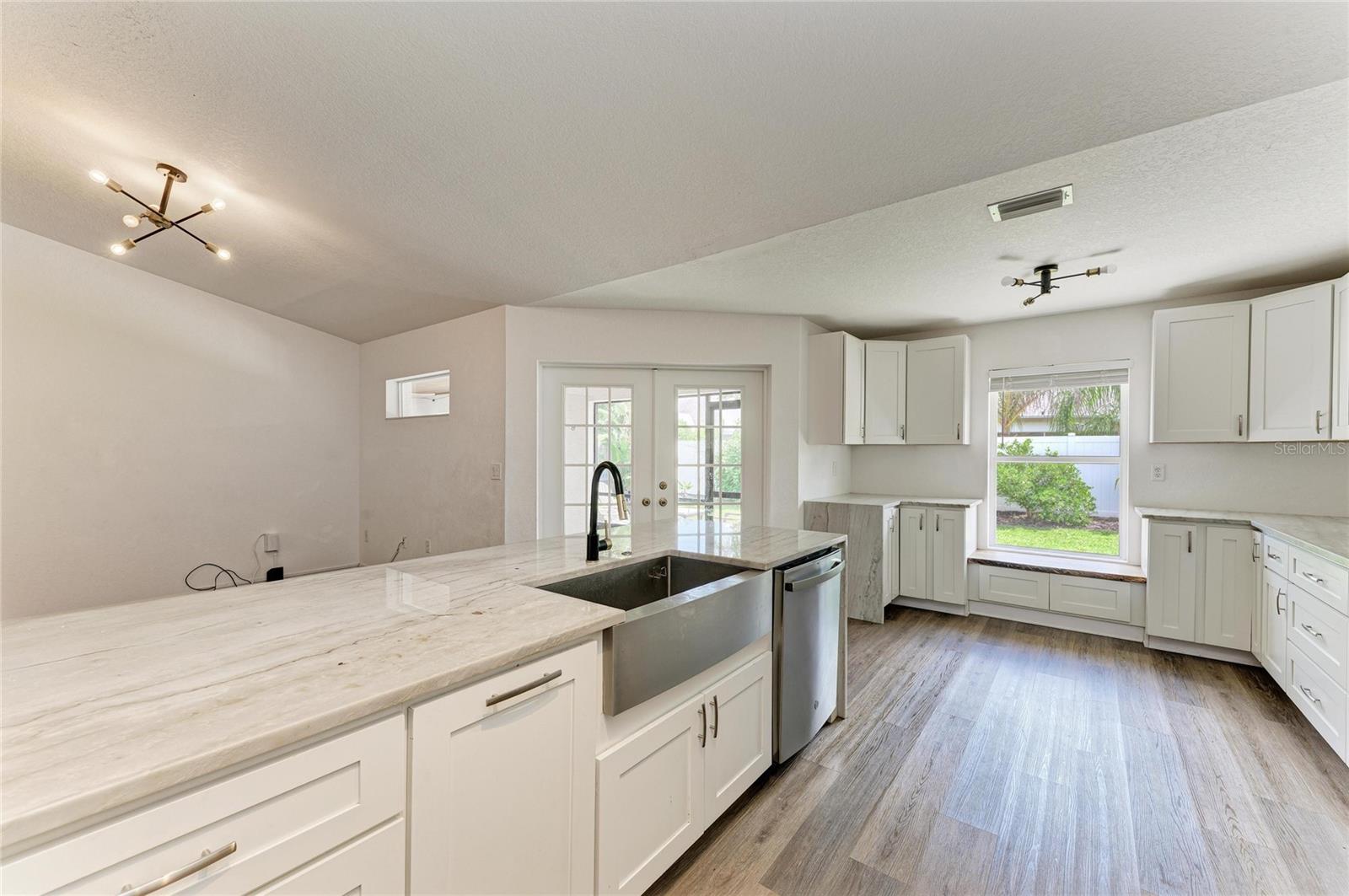 4173 PARRY DR — photo 22