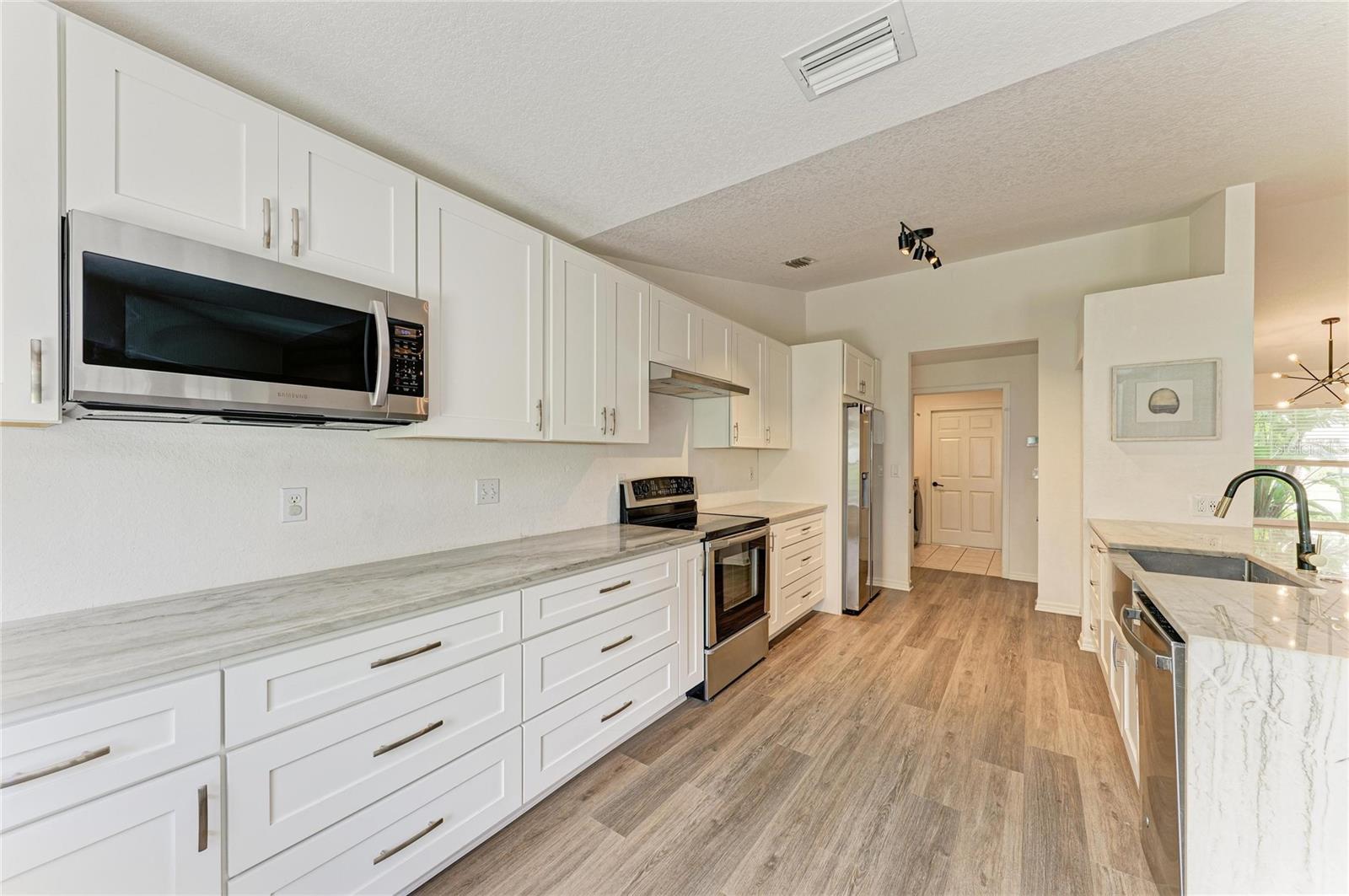 4173 PARRY DR — photo 18