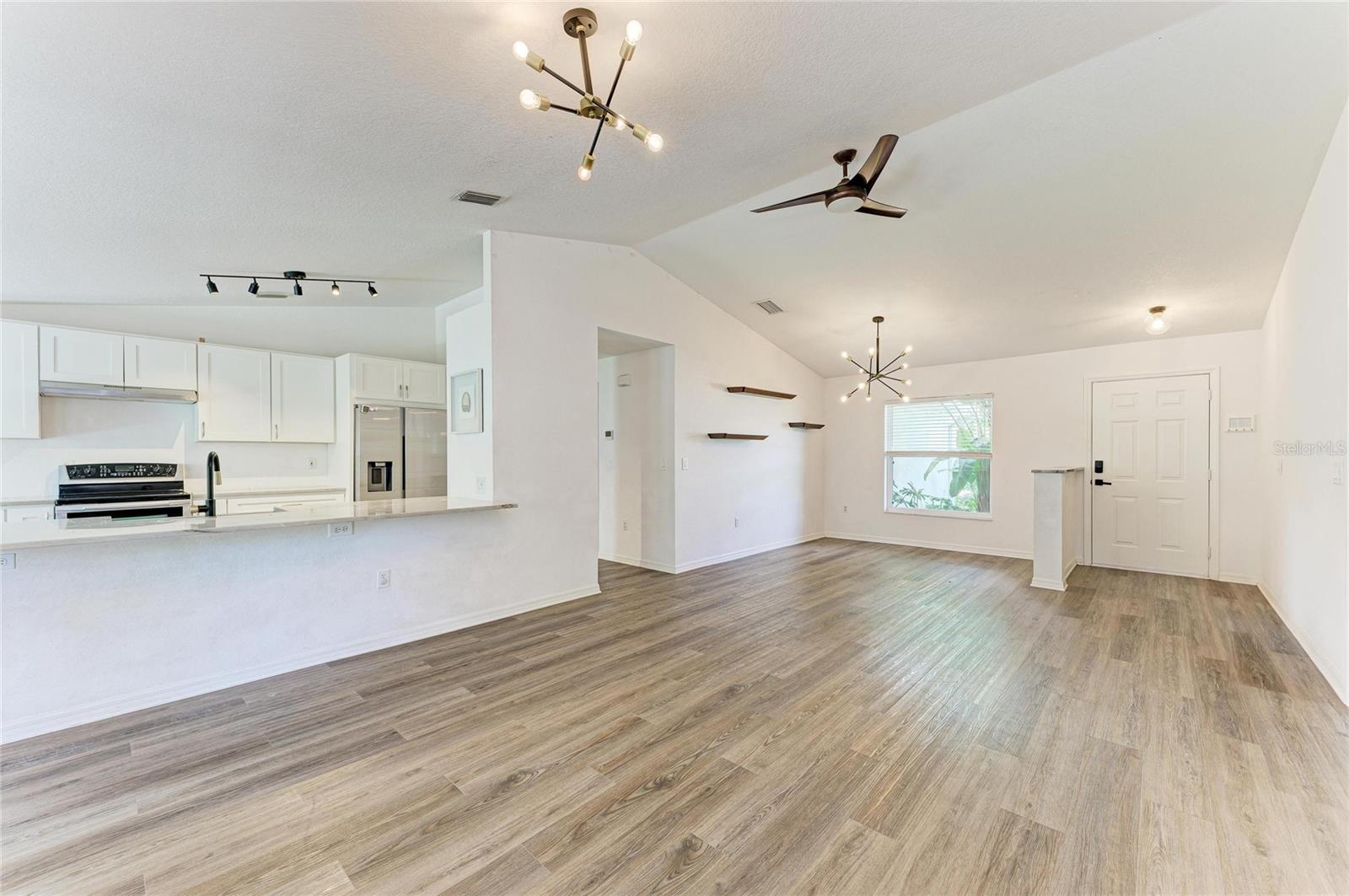 4173 PARRY DR — photo 13