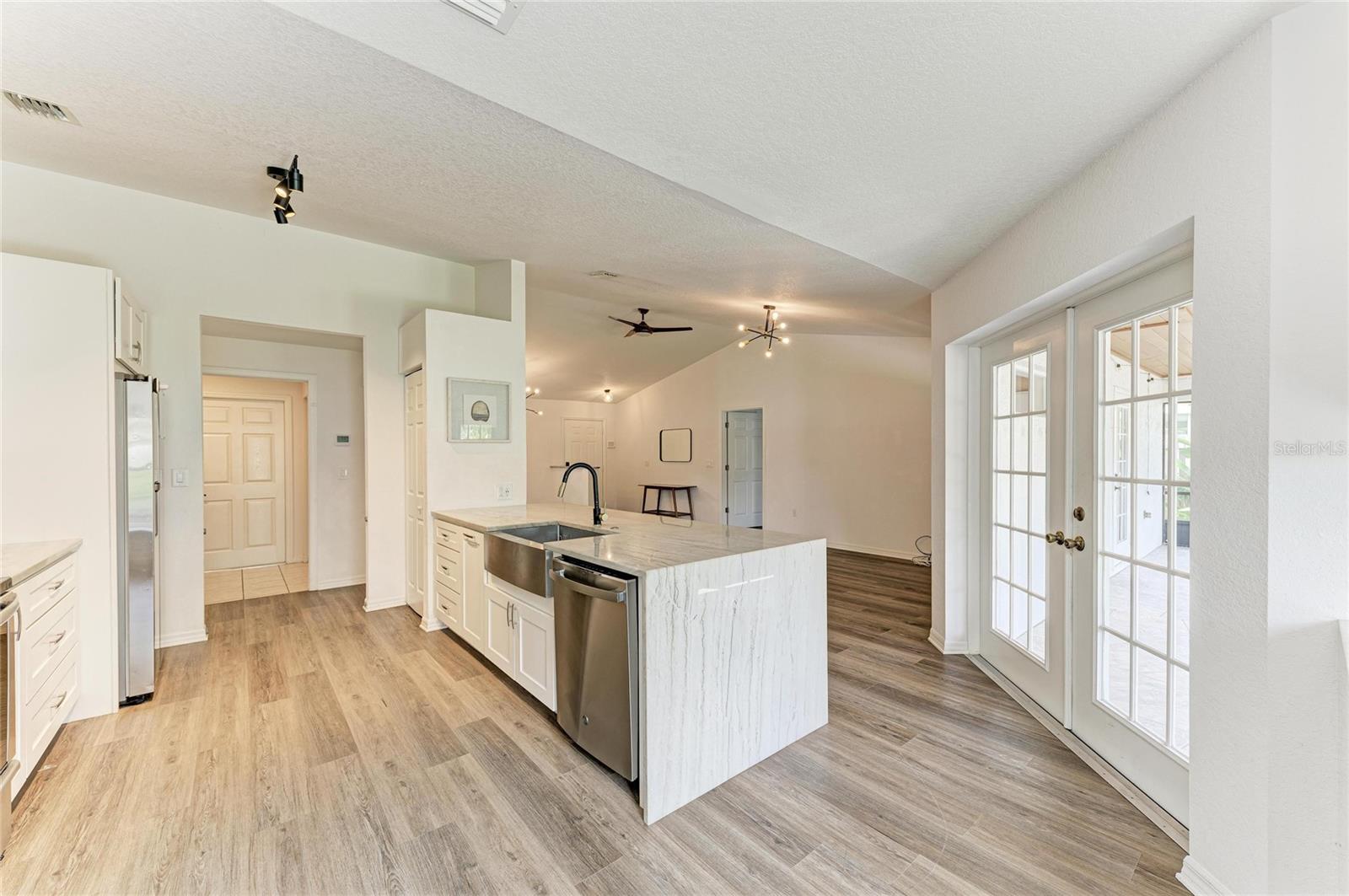 4173 PARRY DR — photo 19
