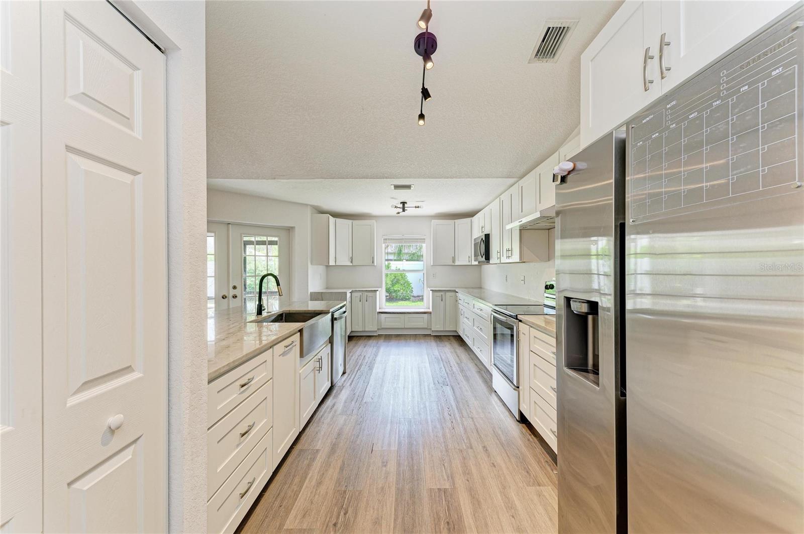4173 PARRY DR — photo 20