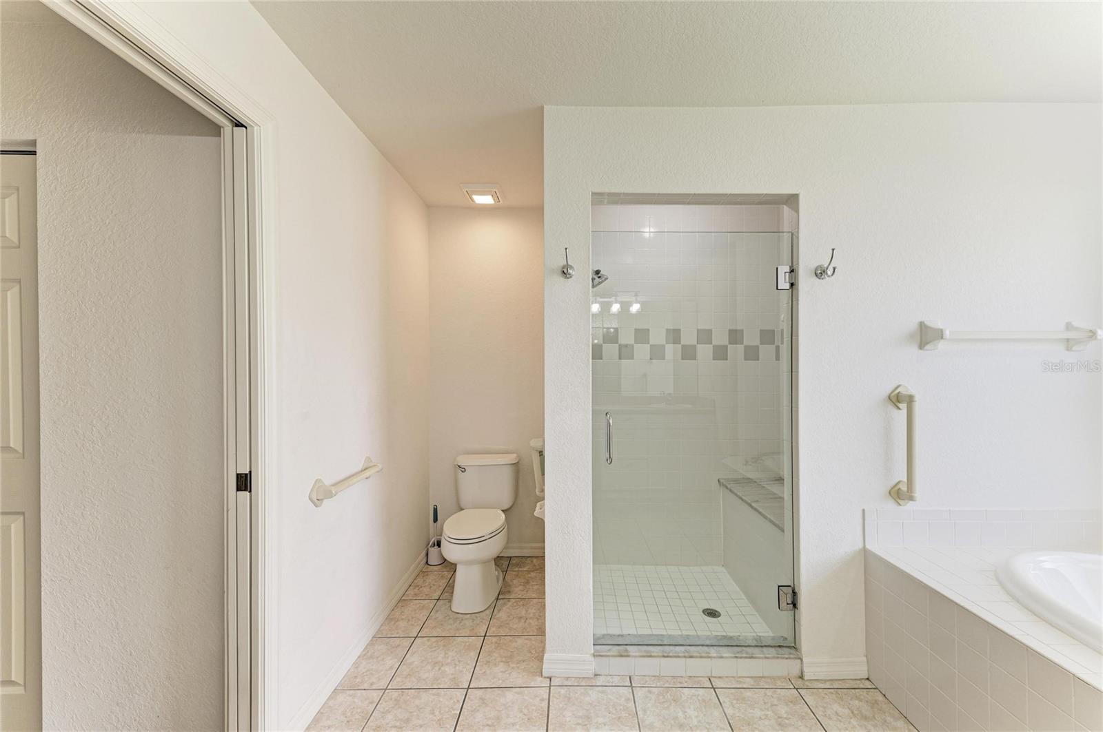 4173 PARRY DR — photo 40