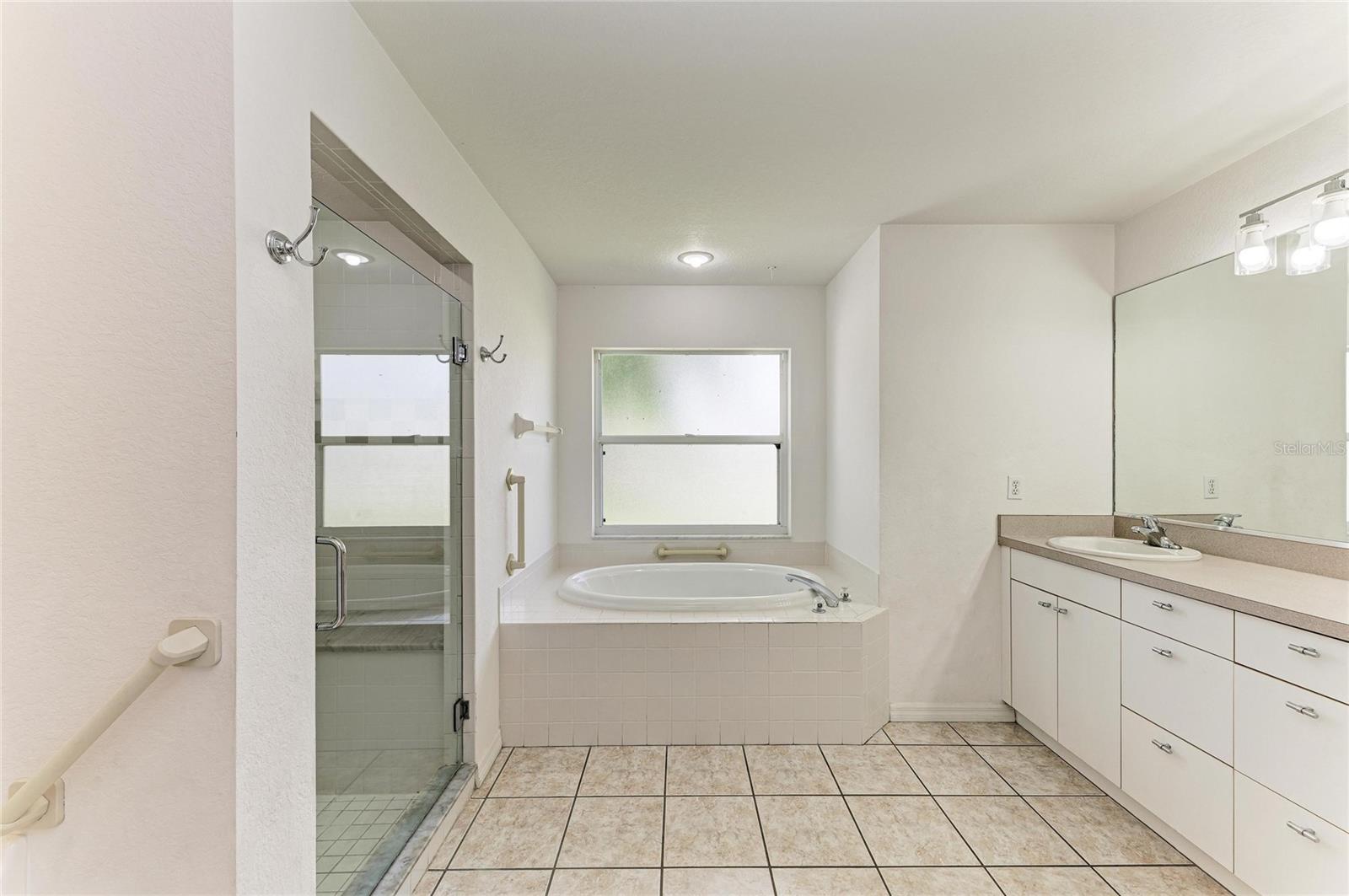 4173 PARRY DR — photo 37