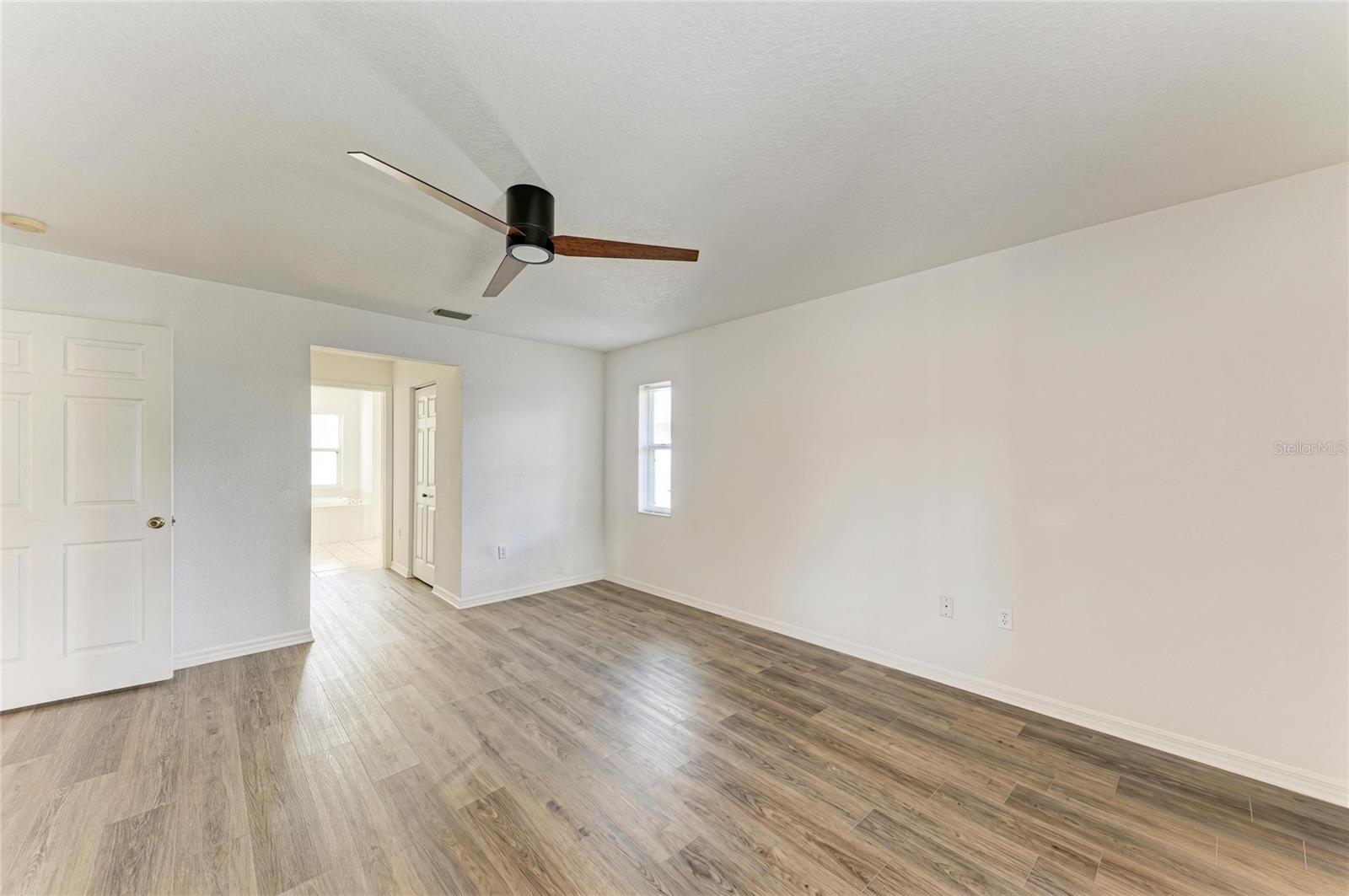 4173 PARRY DR — photo 35