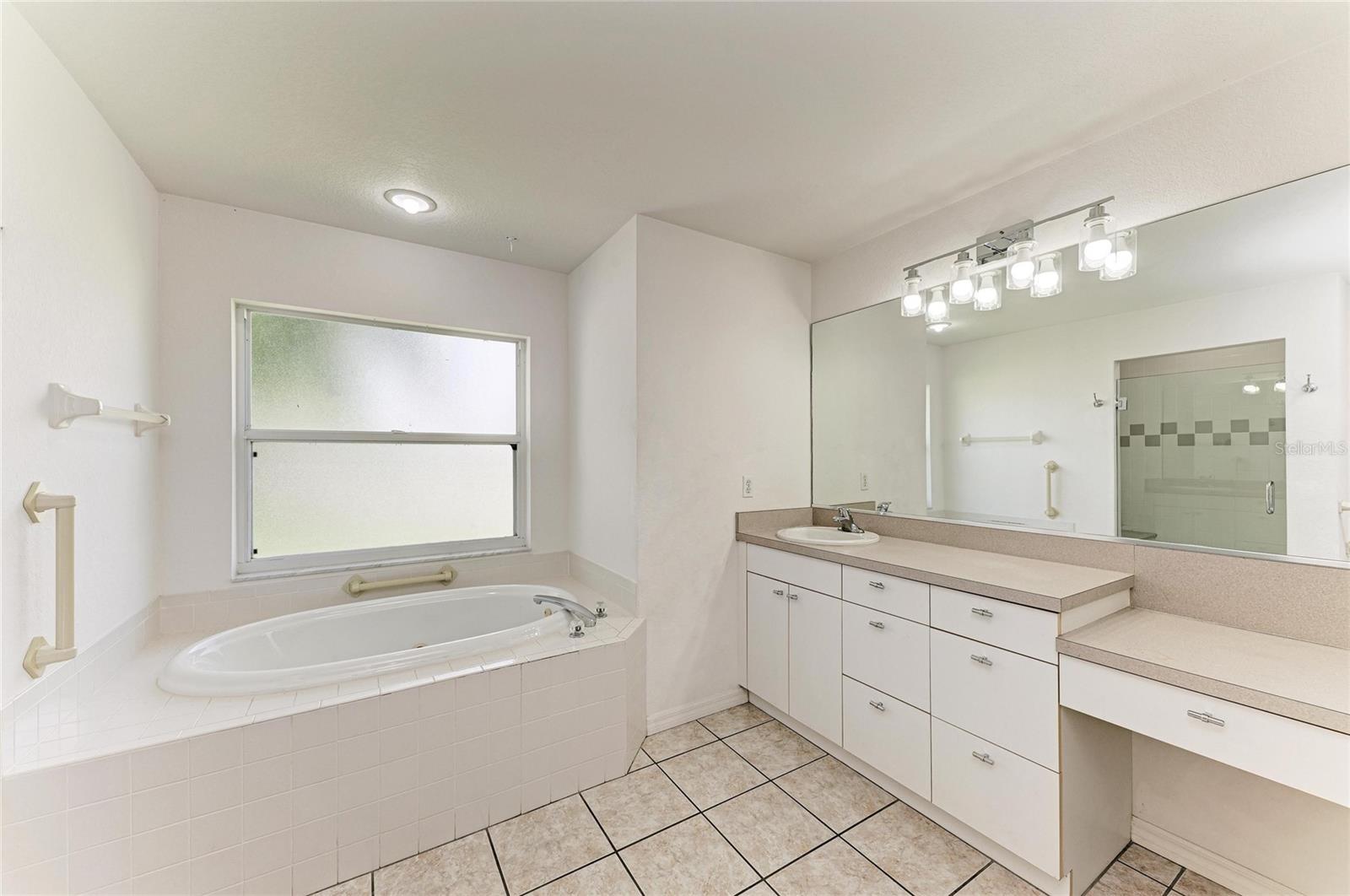 4173 PARRY DR — photo 38