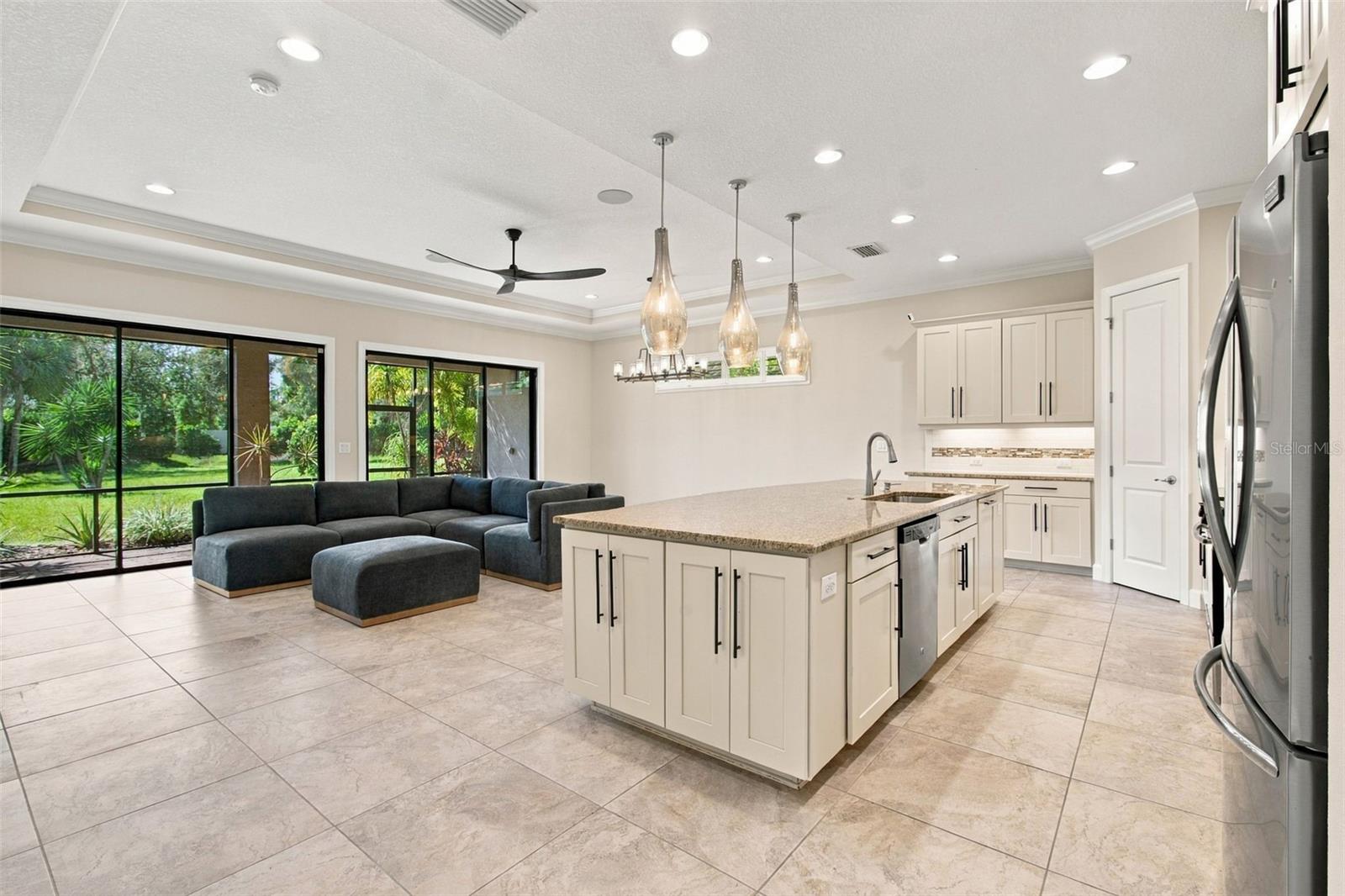 9765 HIGHLAND PARK PL — photo 6