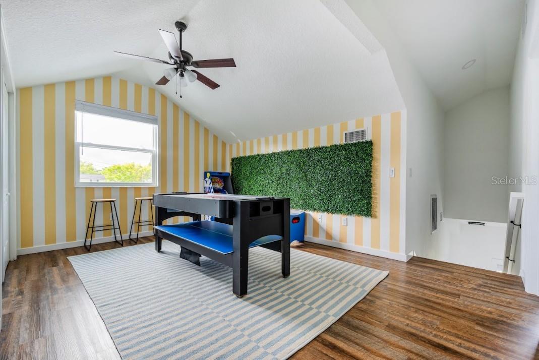 3903 N OLA AVE — photo 18