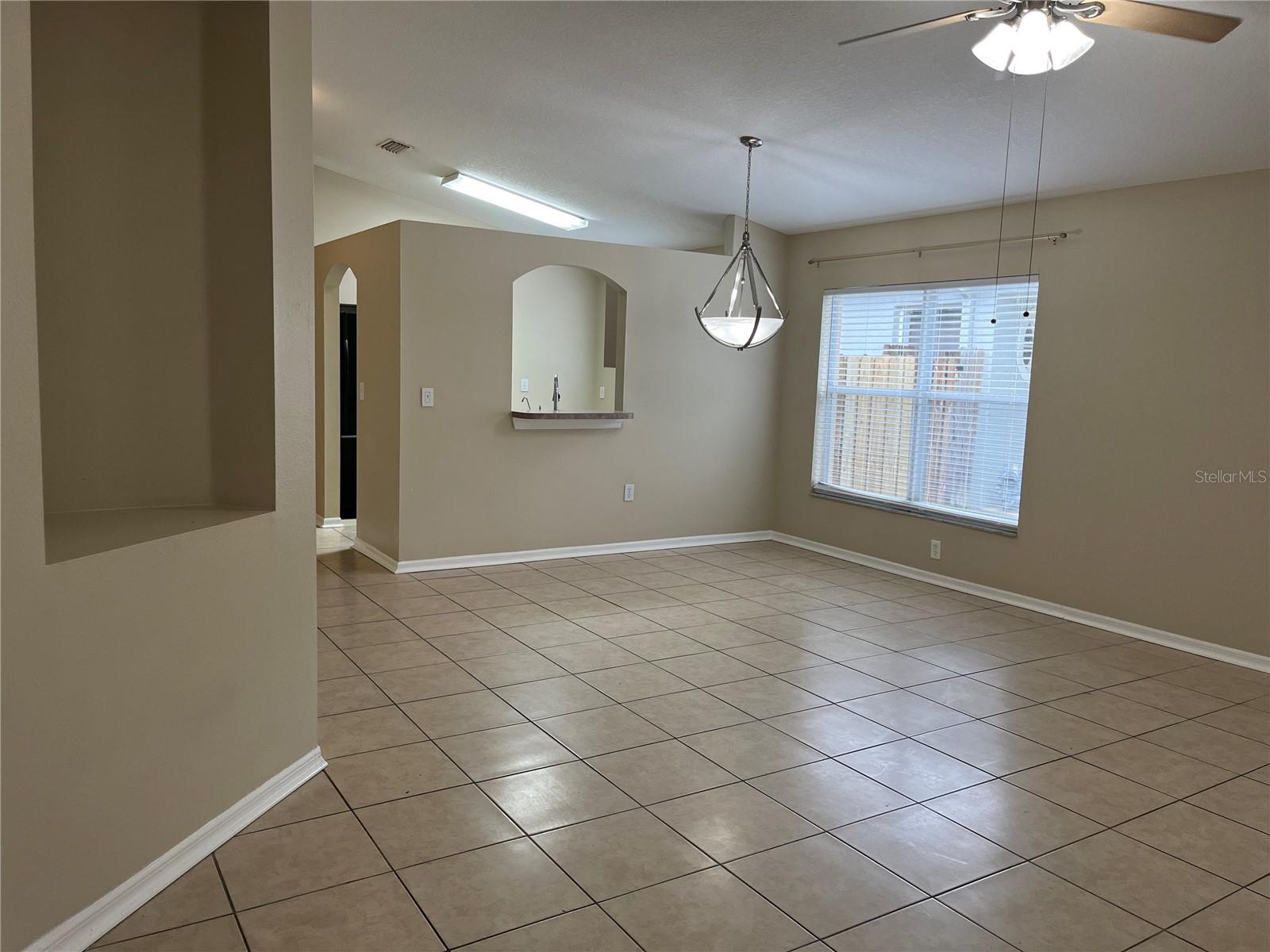 515 SABLE POINTE AVE — photo 9