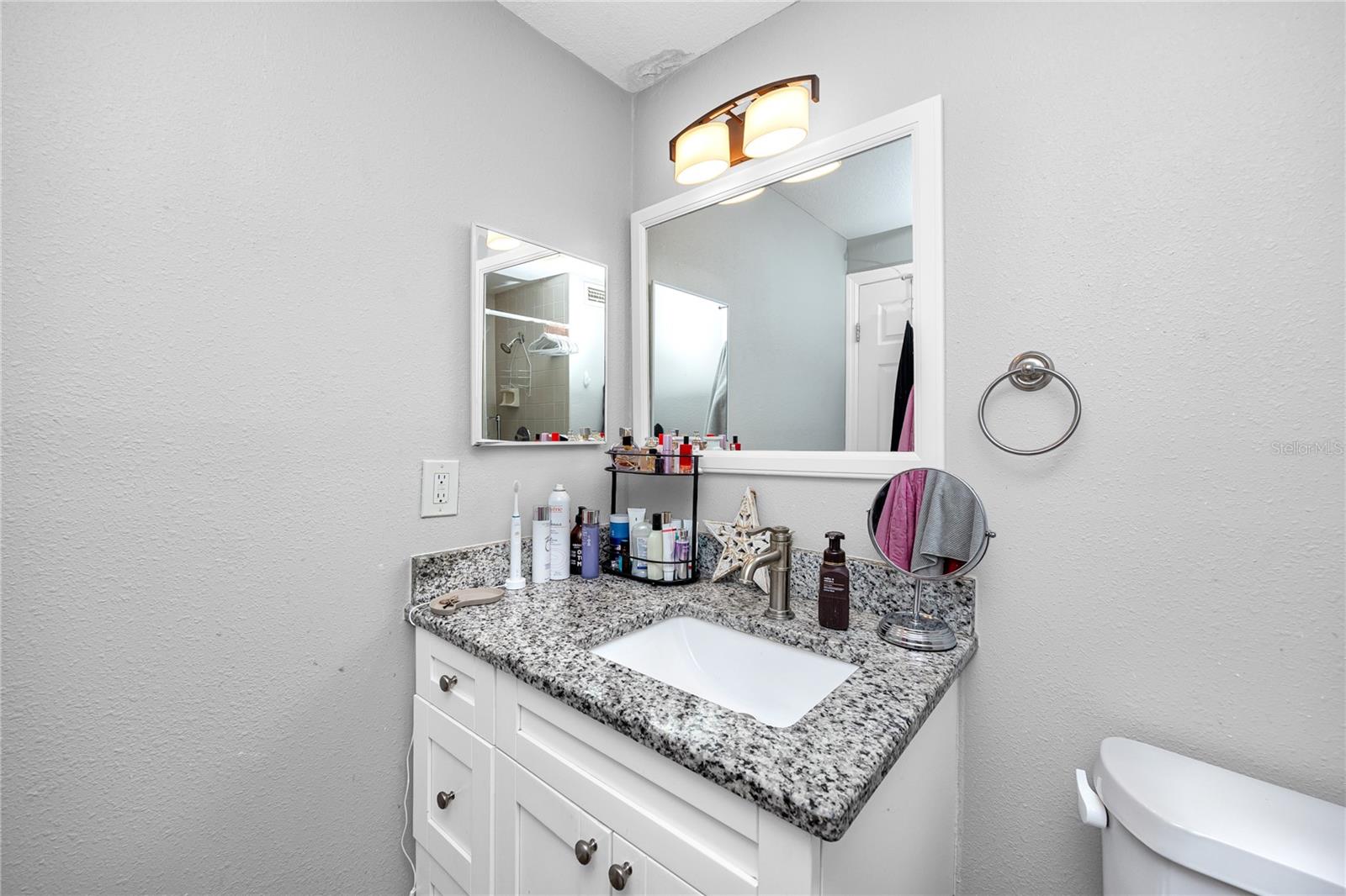137 HUNTER LAKE DR #F — photo 16