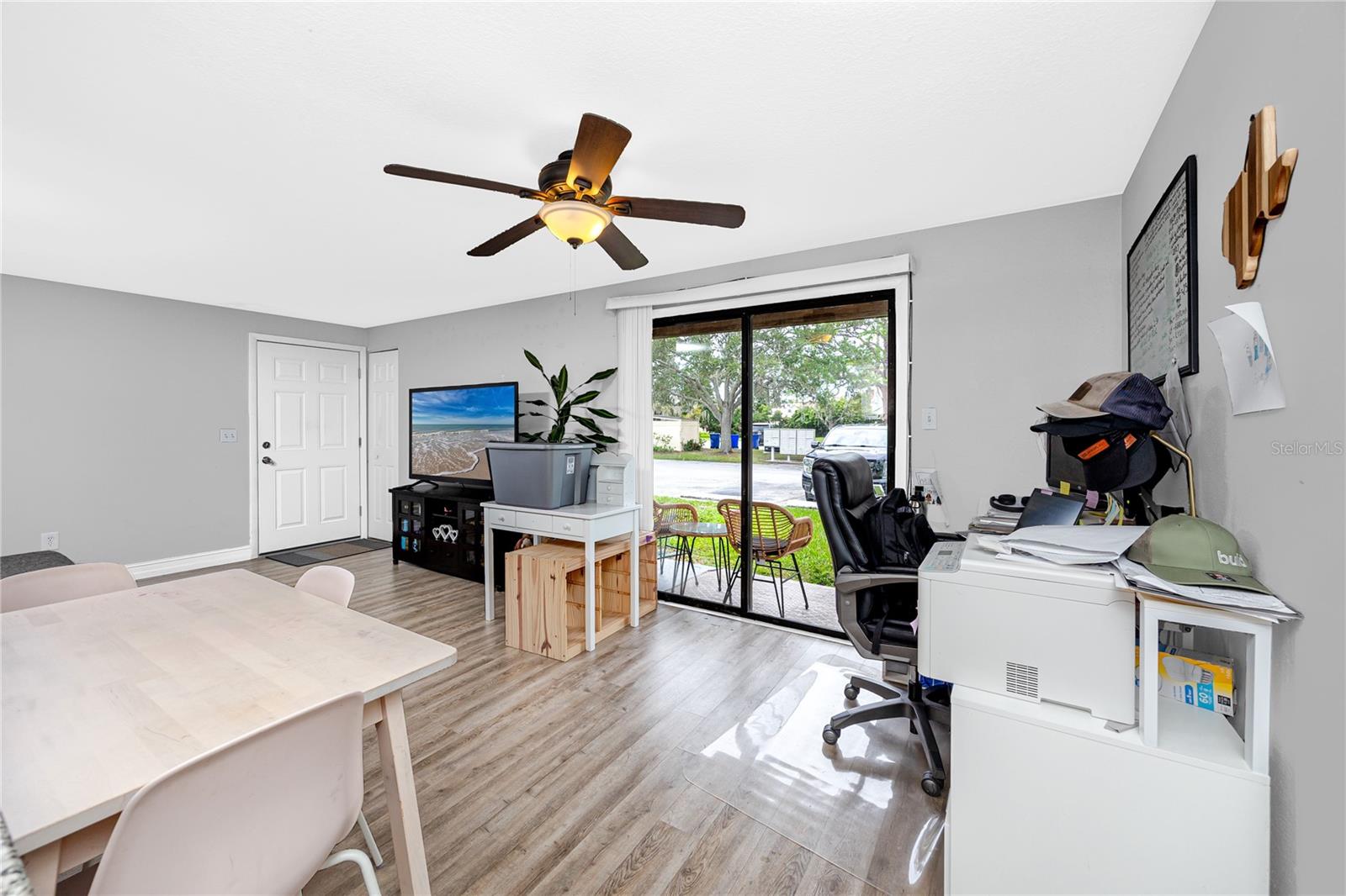 137 HUNTER LAKE DR #F — photo 6