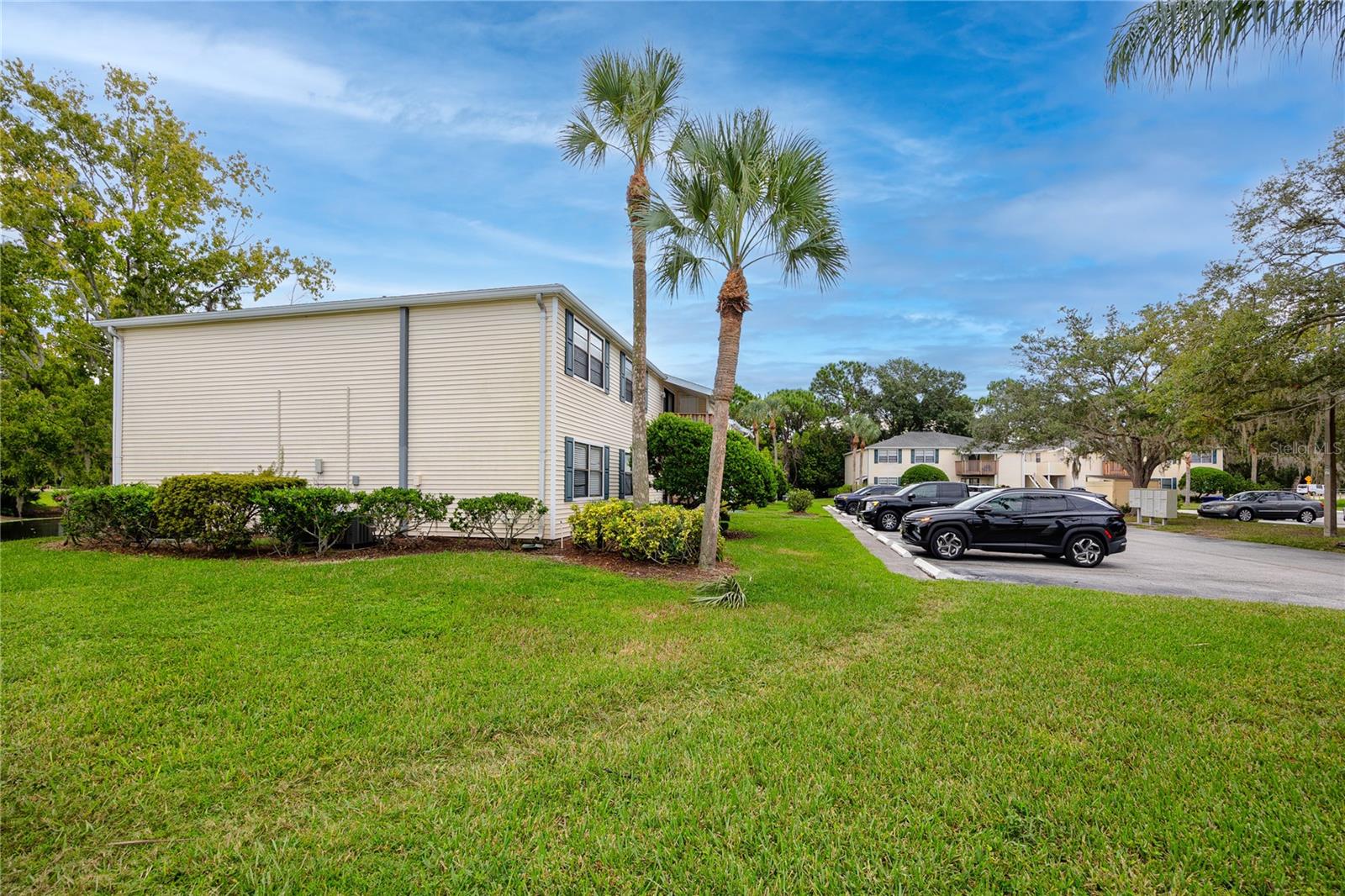 137 HUNTER LAKE DR #F — photo 42